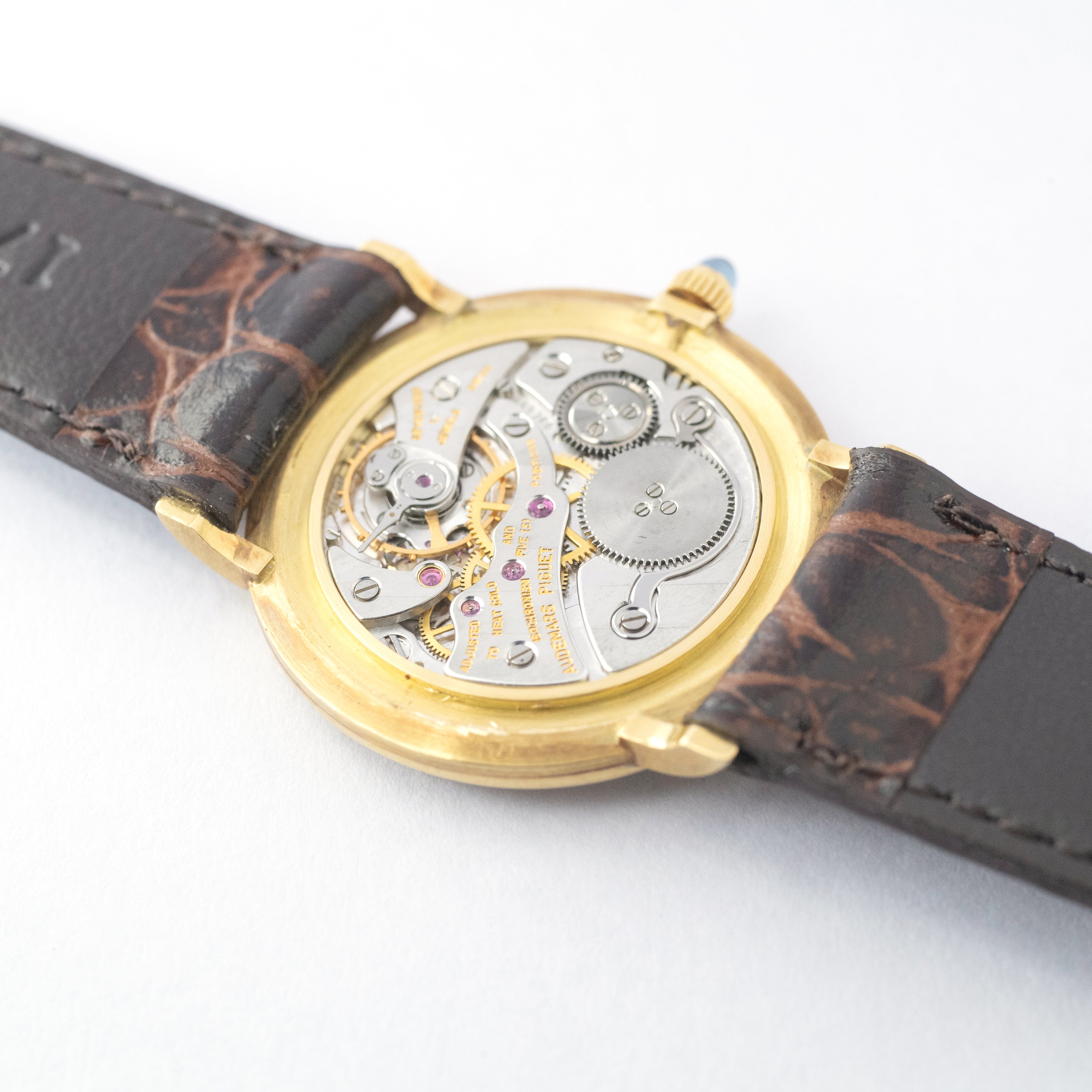 オーデマ・ピゲ 18KYG ラウンドホワイトローマン 1976~79年製 手巻き