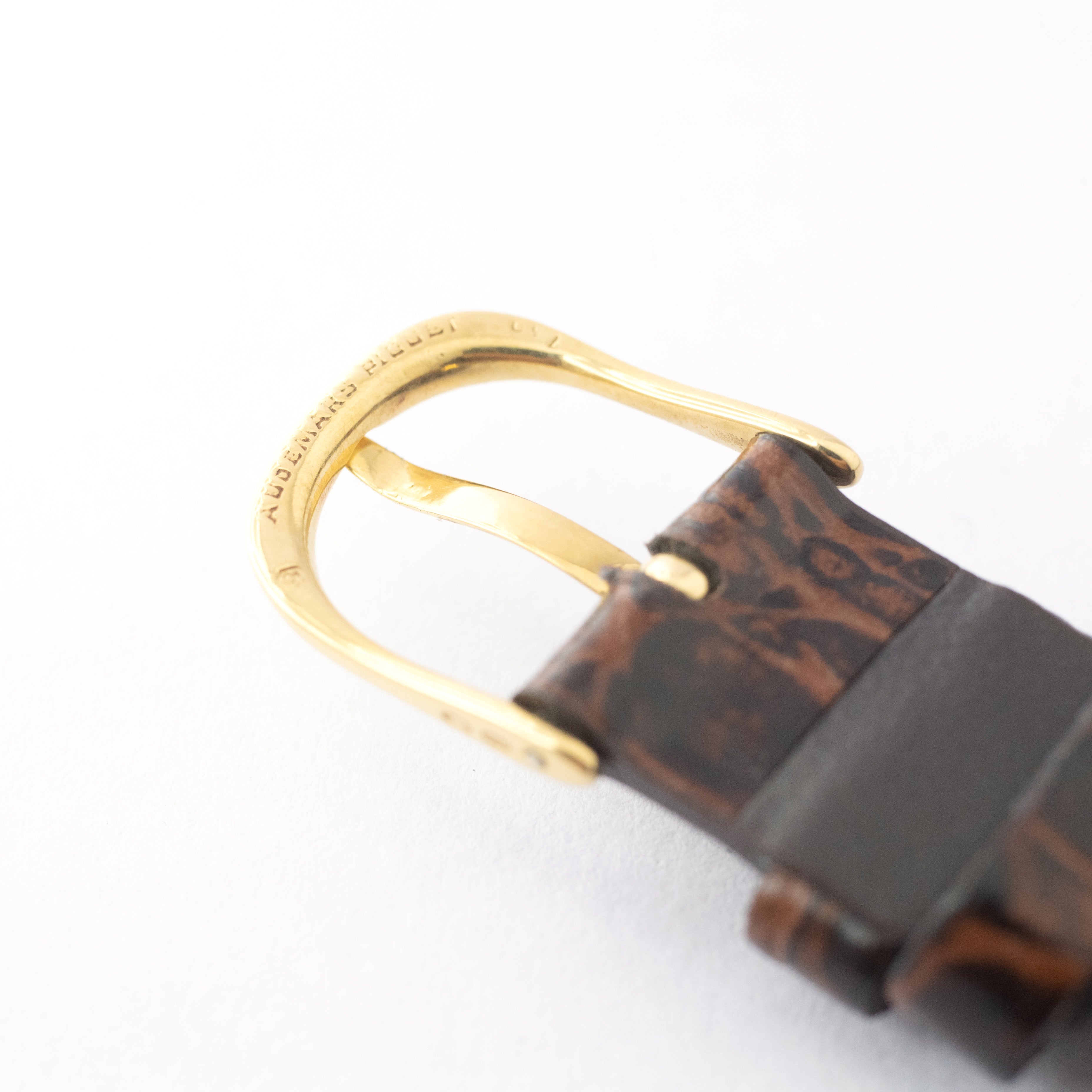 オーデマ・ピゲ 18KYG ラウンドホワイトローマン 1976~79年製 手巻き