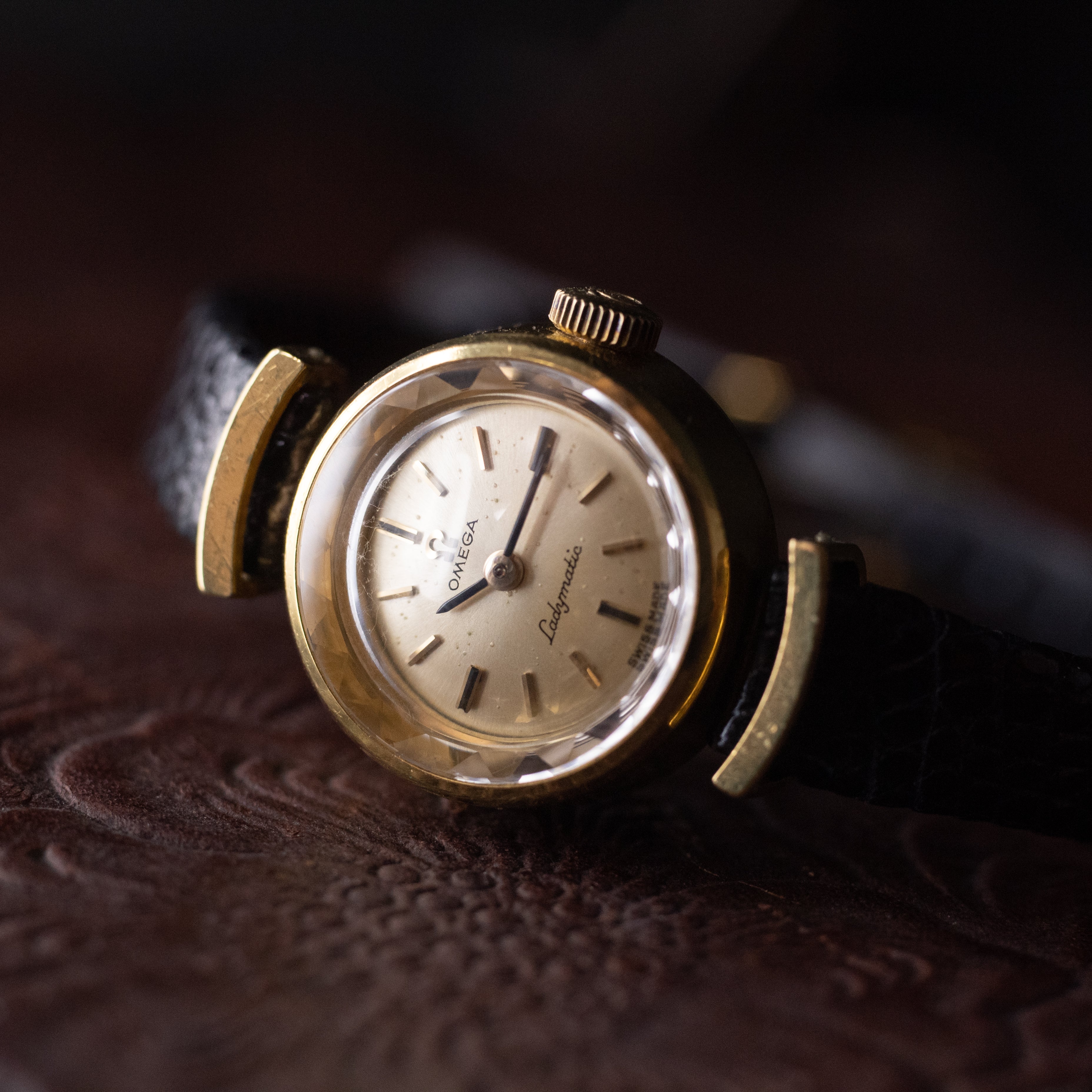 オメガ レディーマチック 18金無垢 1963年製 自動巻き 純正尾錠
