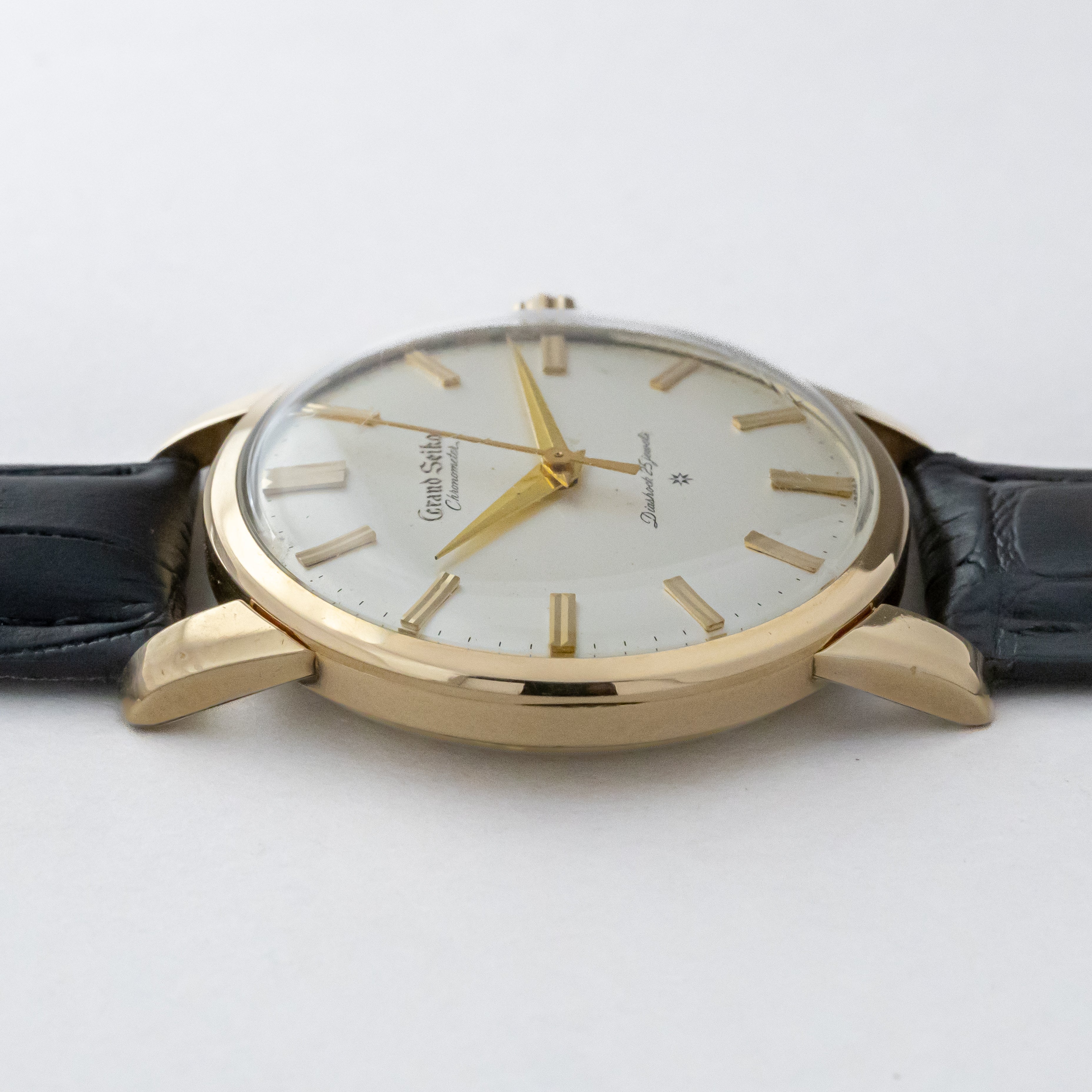 グランドセイコー ファースト初期 1960年製/昭和35年製 彫り文字盤 Ref.J14070 銀文字 山形針
