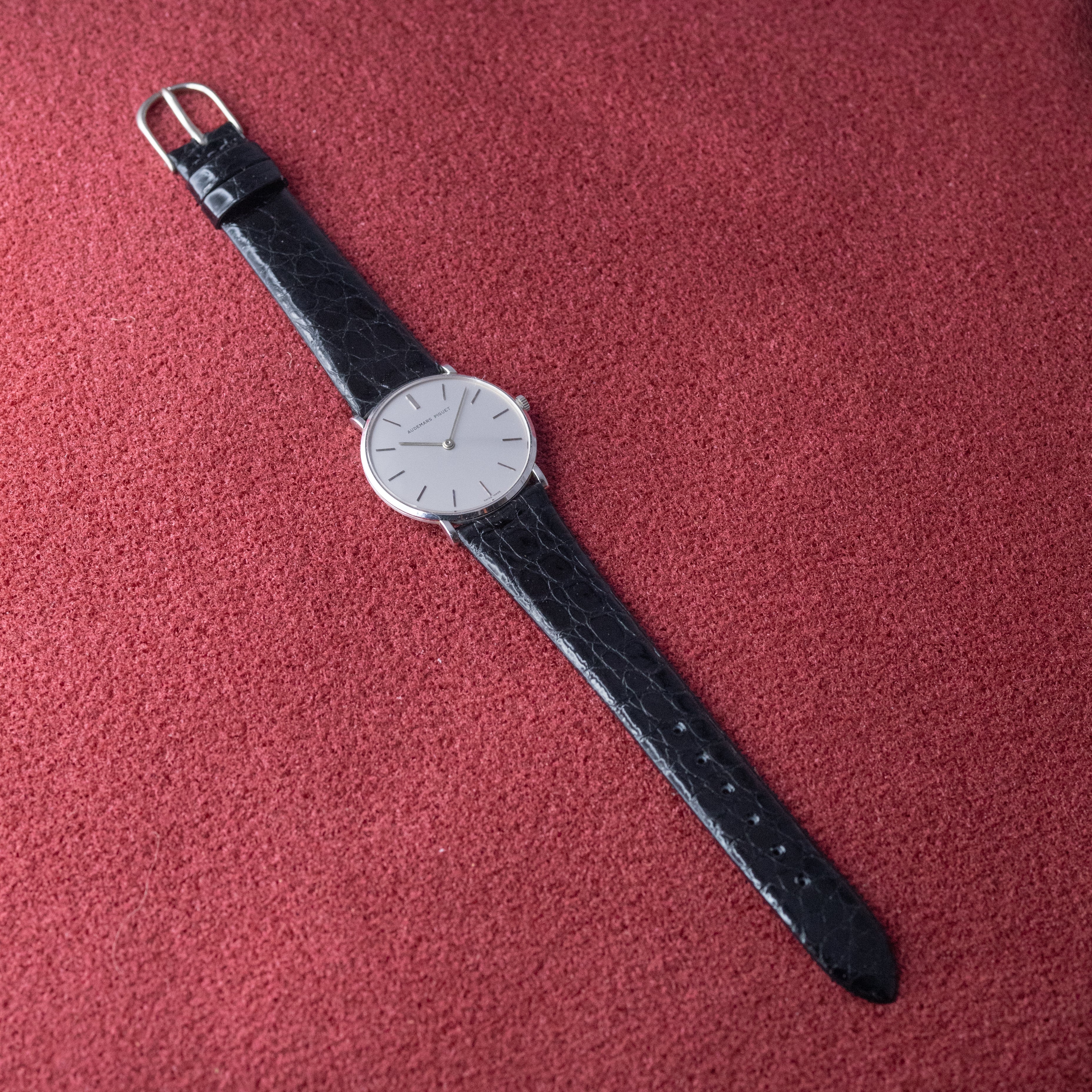 オーデマ・ピゲ ウルトラスリム 18WGラウンドケース 1980~86年製 純正尾錠