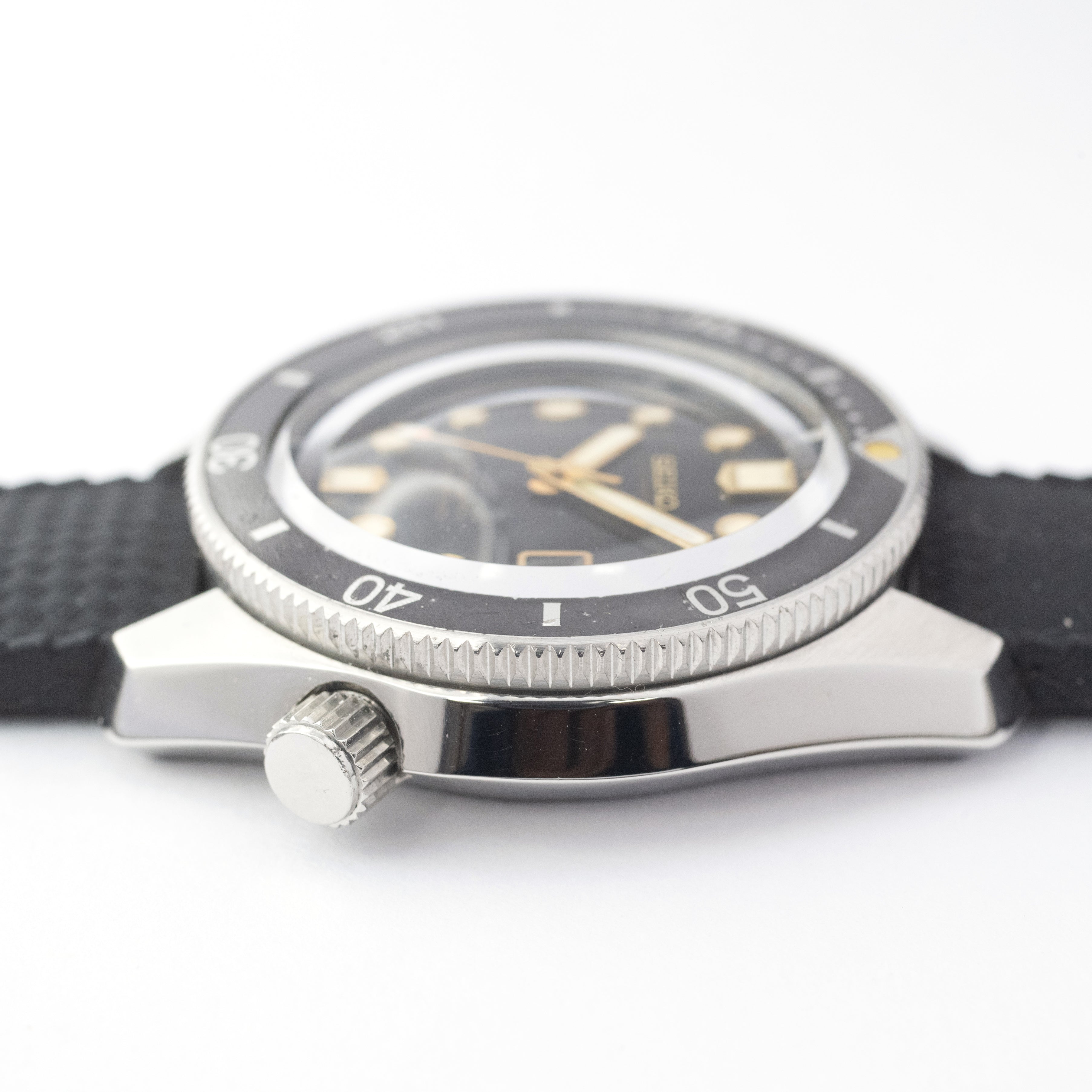 セイコー 300mダイバー Ref.6215-7000 カウントダウンベゼル オリジナルベルト付き 1967年製