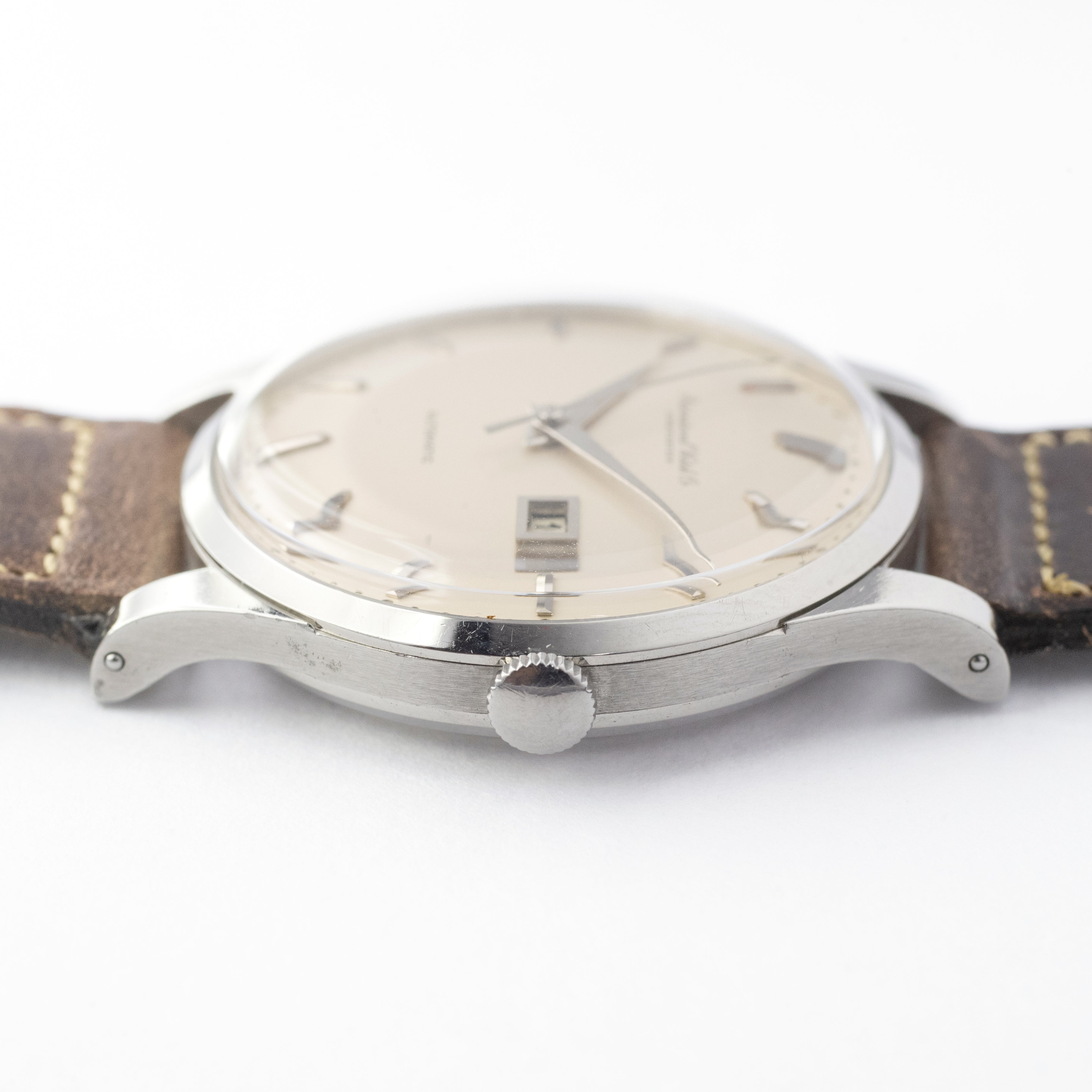 IWC ペラトン式オートマチック Cal.8531 1961年製 寄り目デイト ラウンドケース