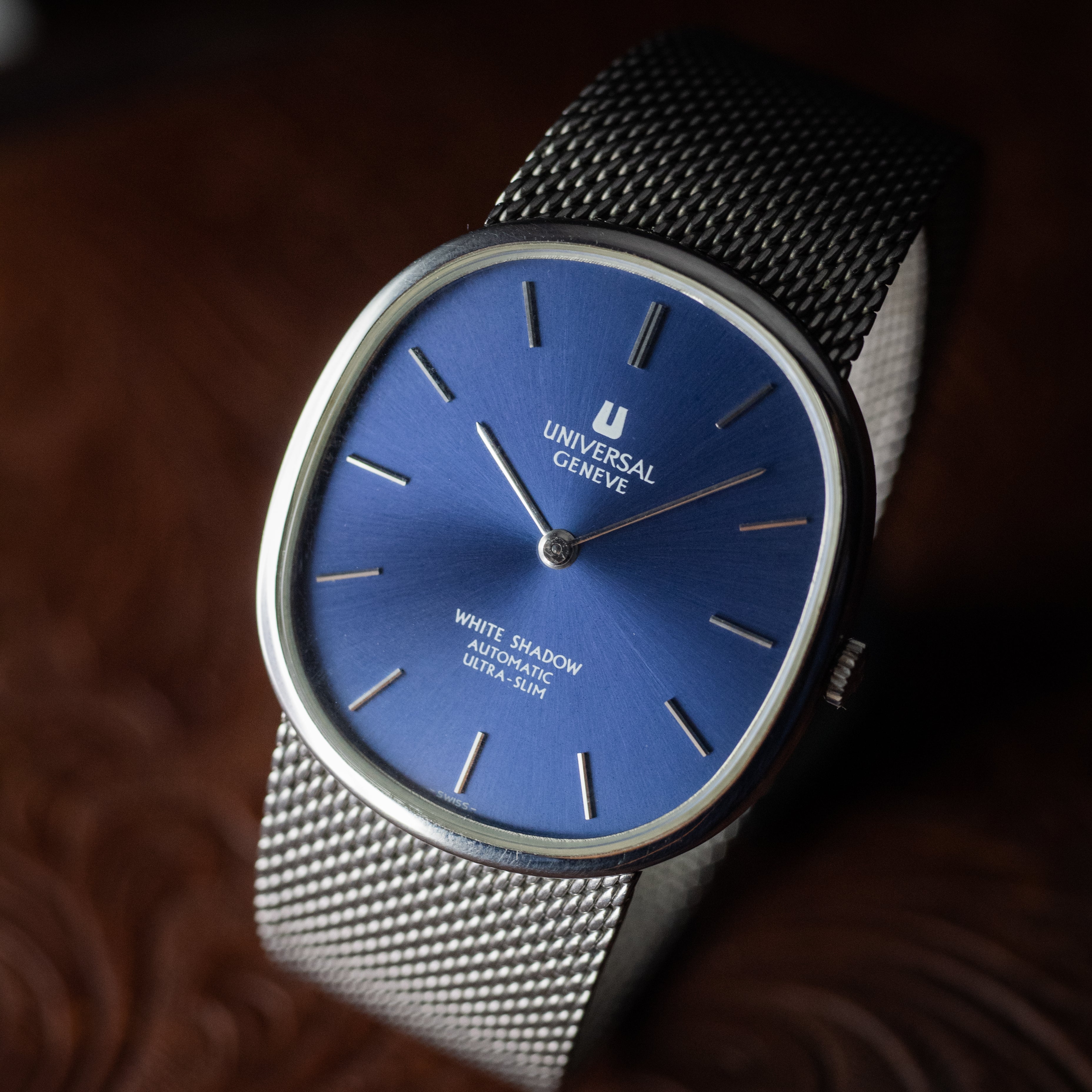 ユニバーサル ジュネーブ ホワイトシャドウ ブルーダイヤル マイクロローター自動巻き 1960年代製