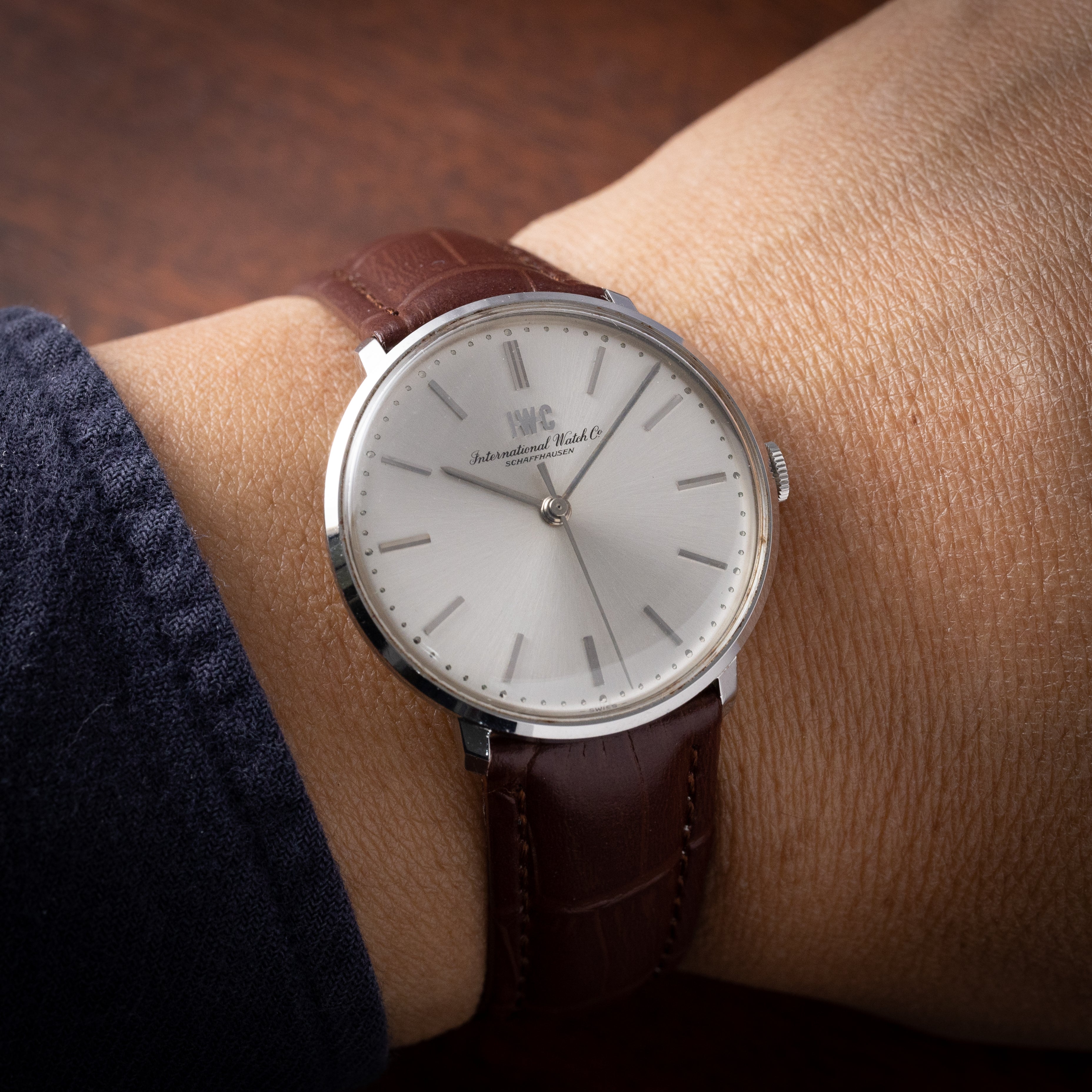 IWC ラウンドケース 裏ブタスケルトン 1973年製 手巻きCal.403