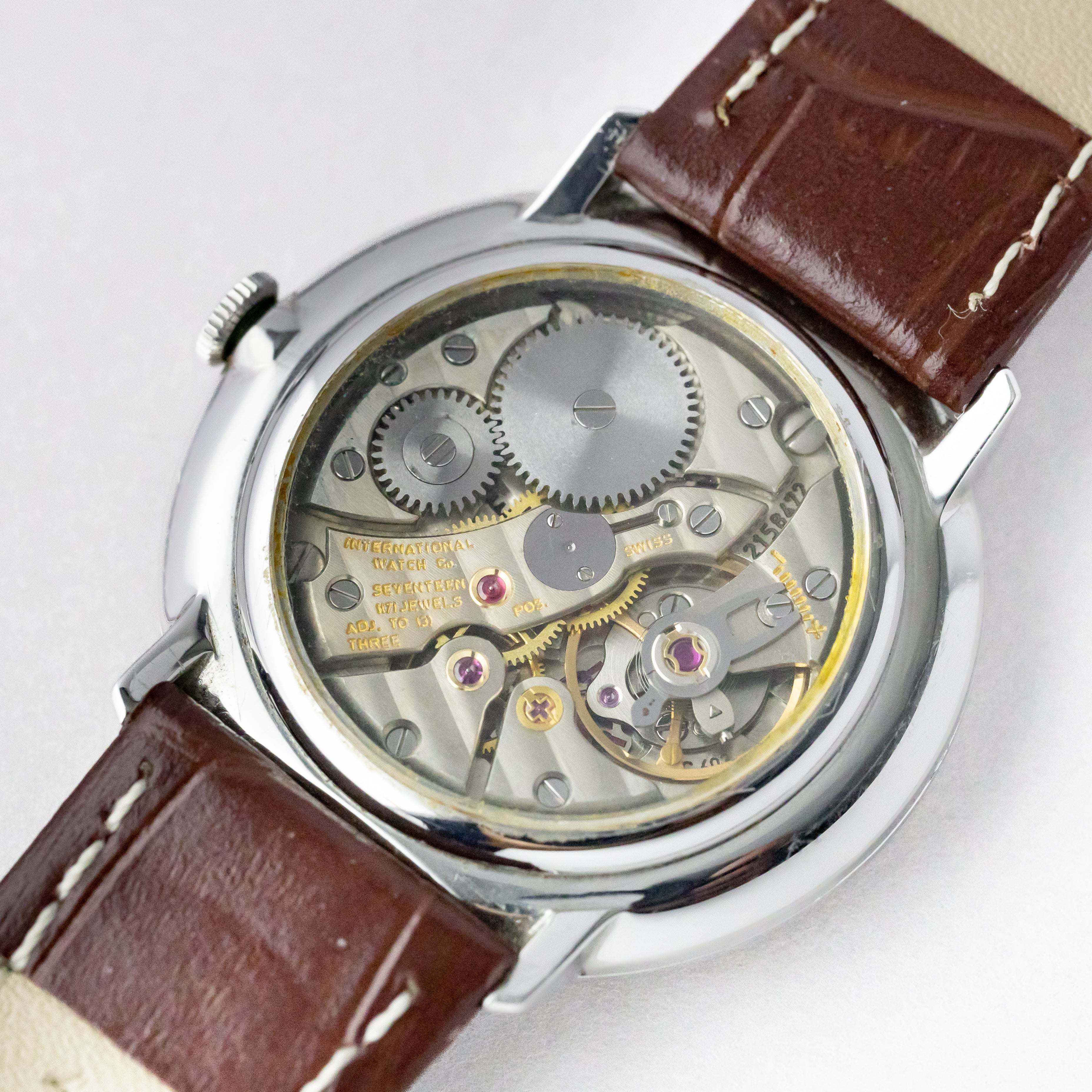 IWC ラウンドケース 裏ブタスケルトン 1973年製 手巻きCal.403