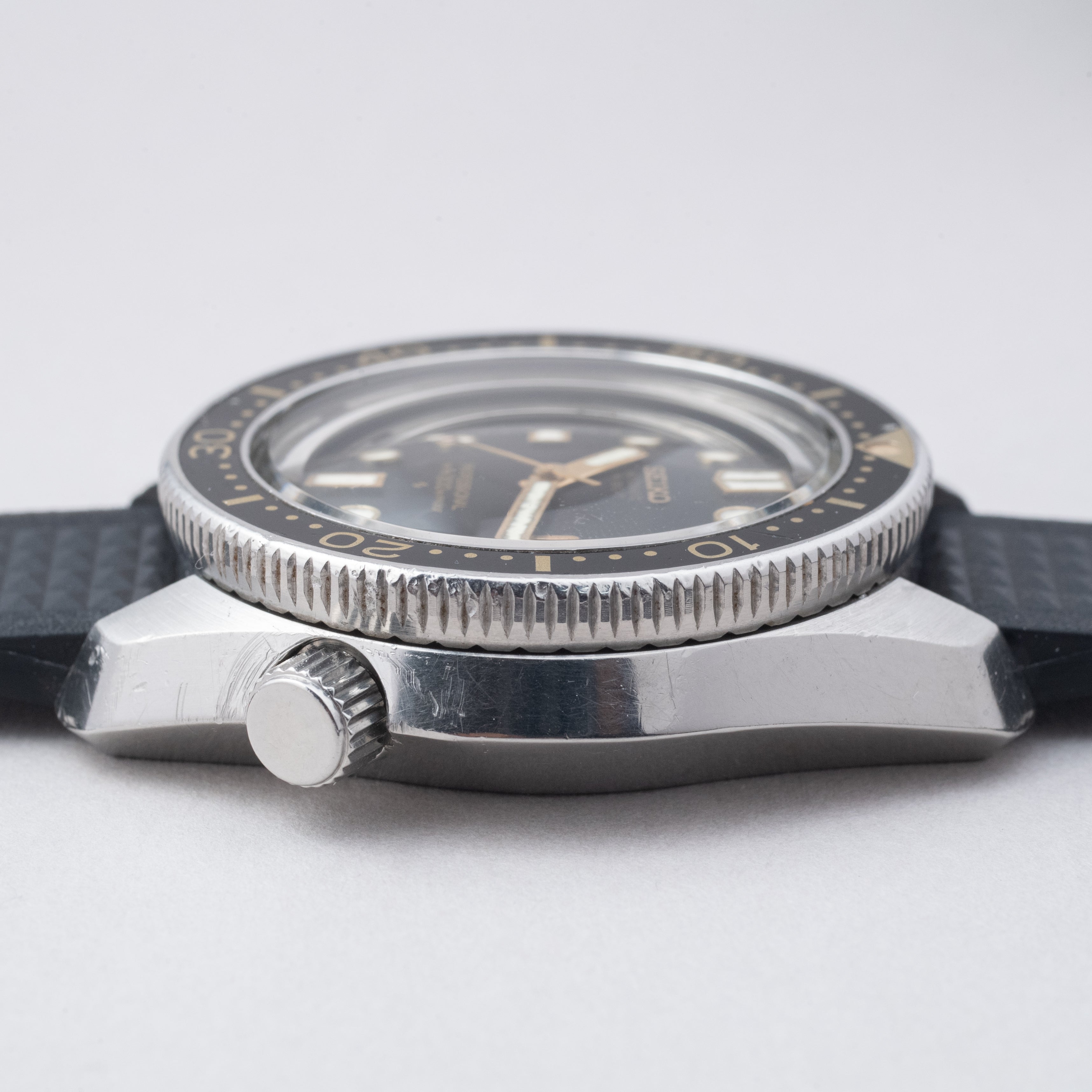 セイコー プロフェッショナルダイバー300m 6159-7001 1969年製 10振動