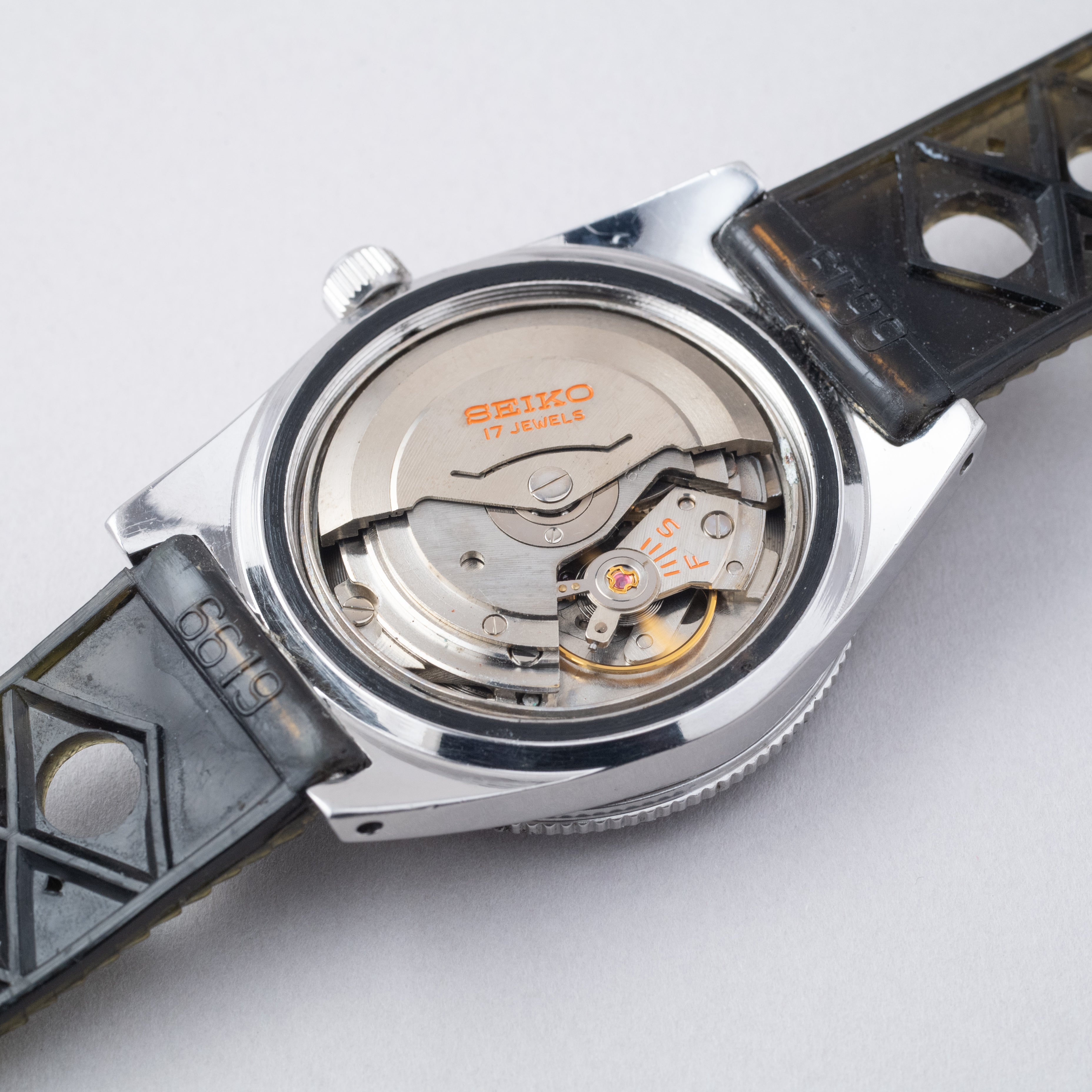 セイコー 150mダイバー ファーストモデル希少初期型 オリジナルリューズ Ref.6217-8000 1965年製 イルカマーク