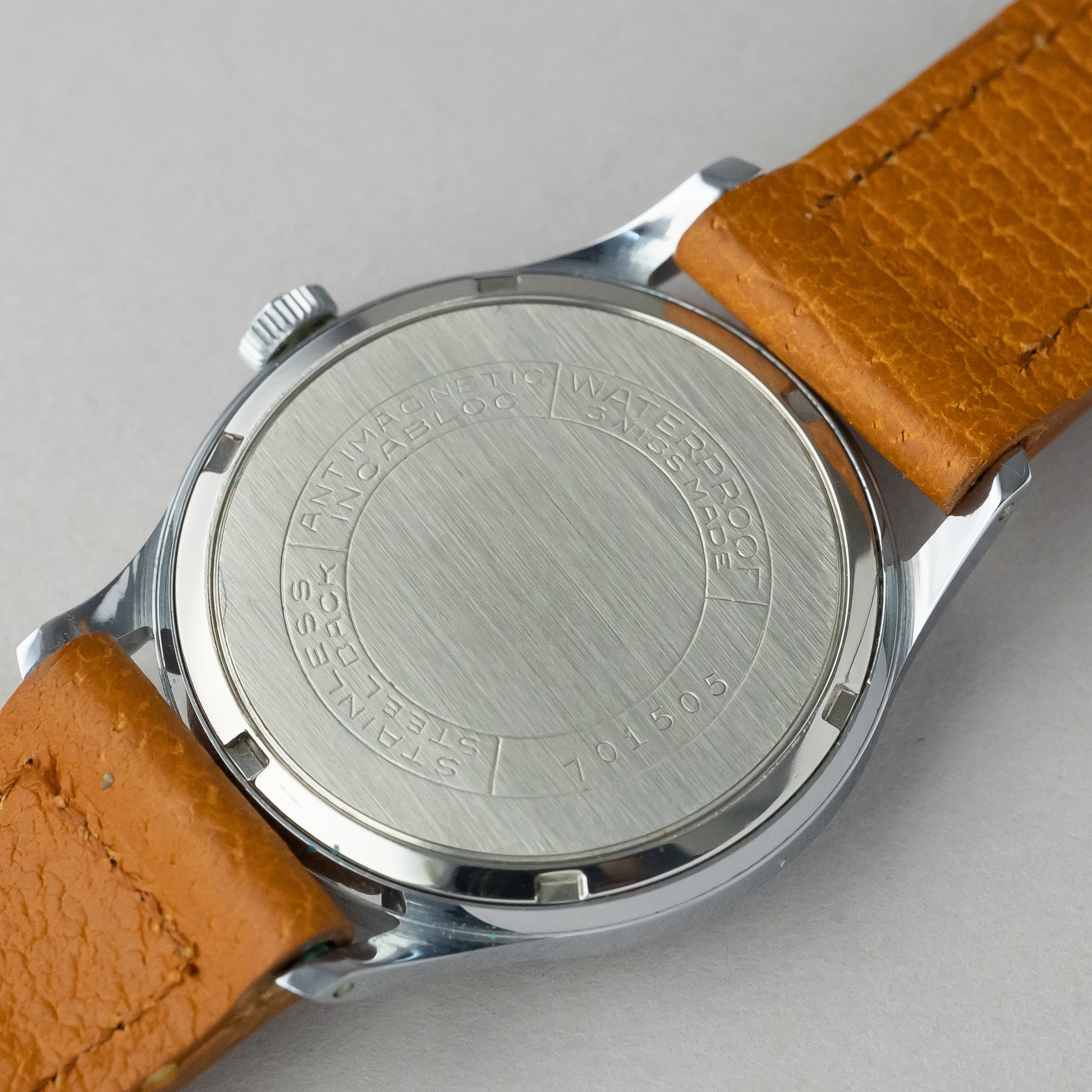 ビューレン グランプリ 未使用品 タグ付き1950年代製 GRAND PRIX 手巻