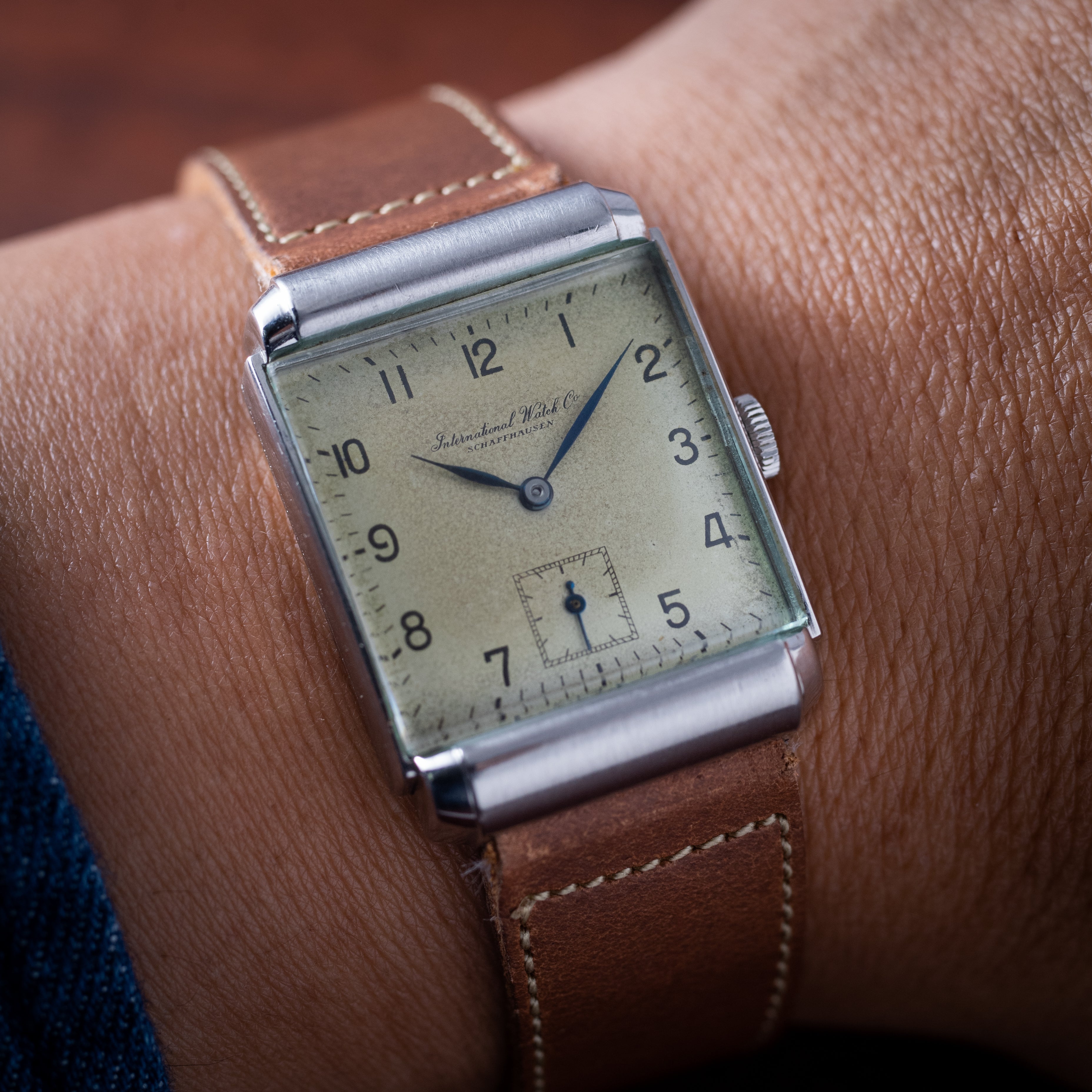 IWC スクエアケース Cal.62 手巻 1942年製 アラビアダイヤル