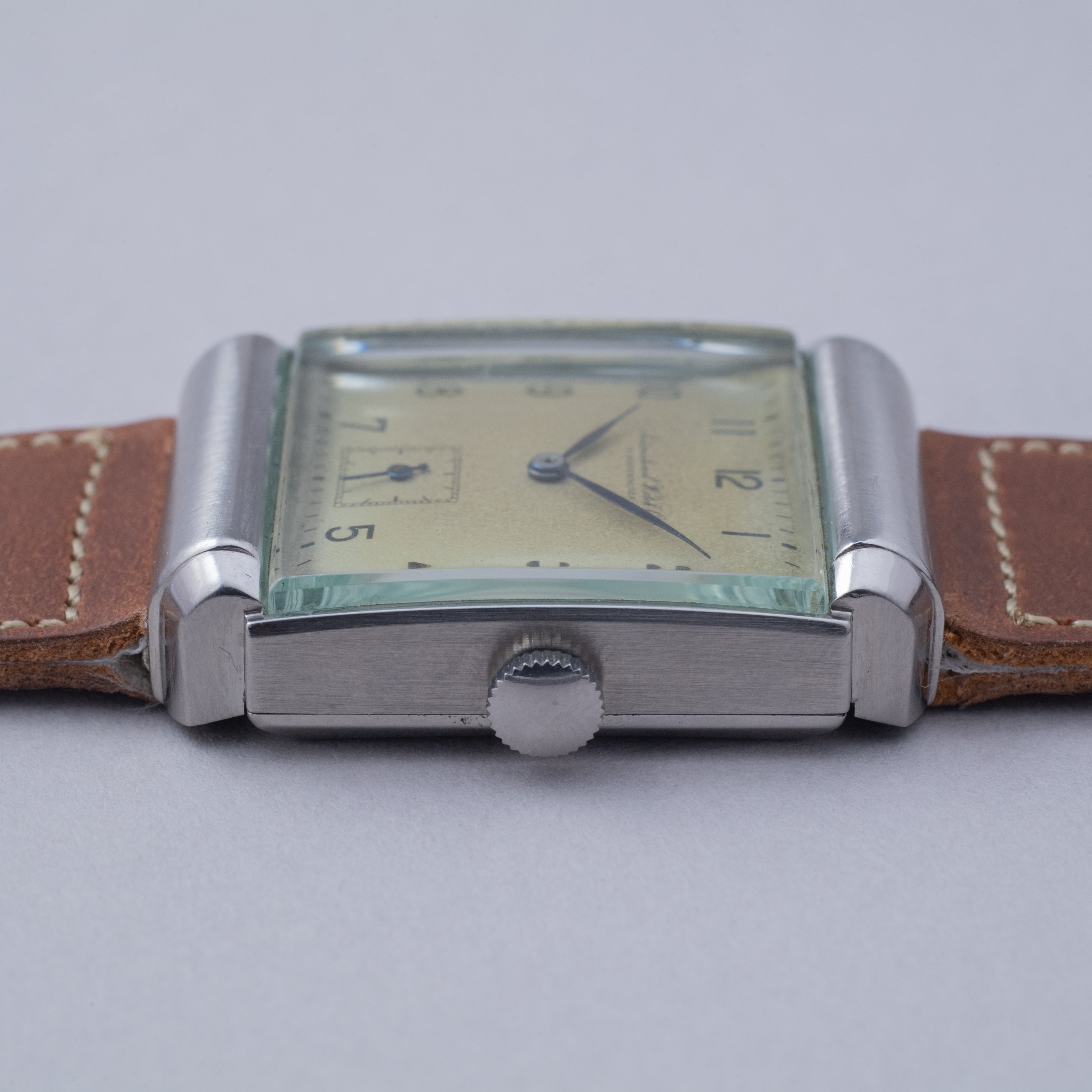 IWC スクエアケース Cal.62 手巻 1942年製 アラビアダイヤル