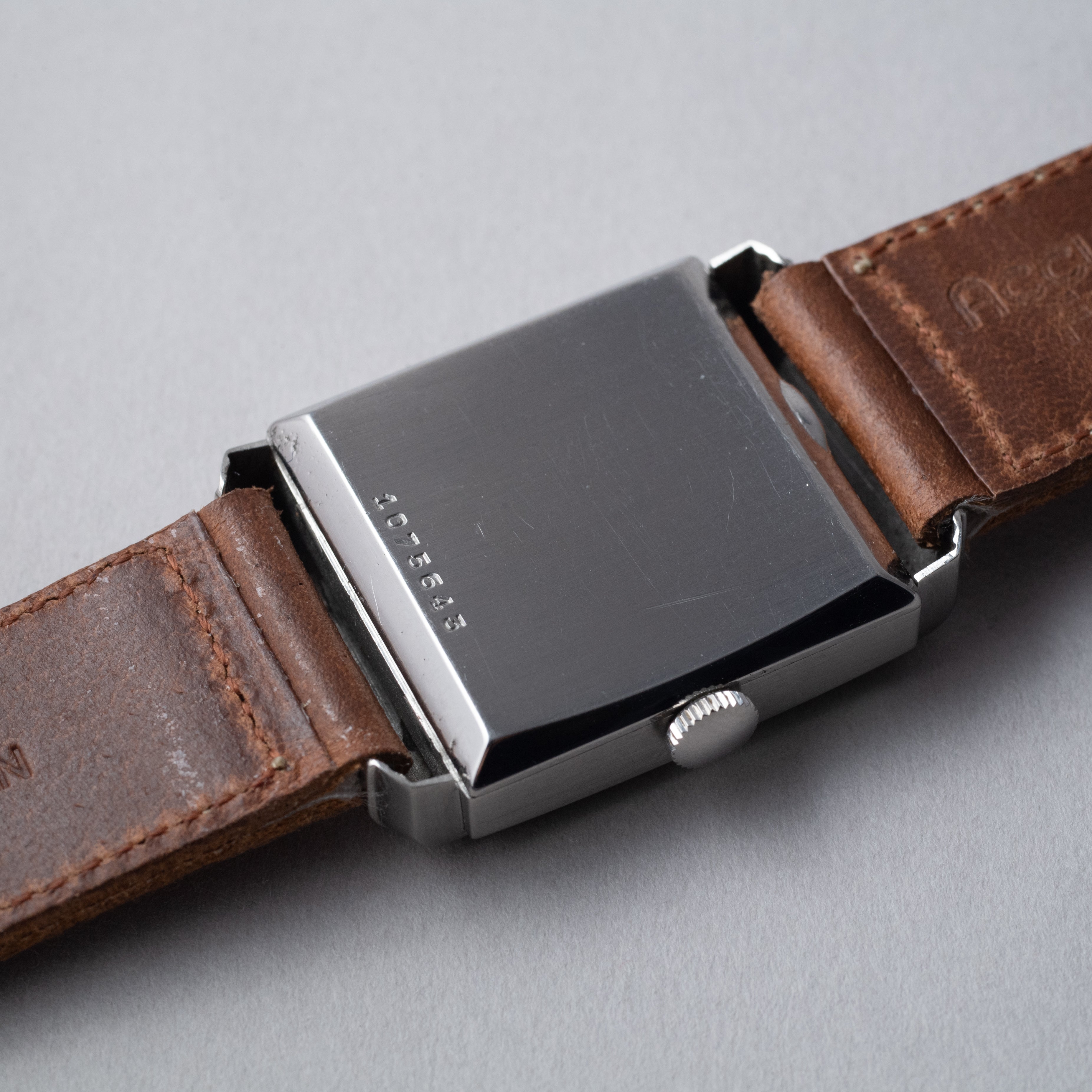 IWC スクエアケース Cal.62 手巻 1942年製 アラビアダイヤル