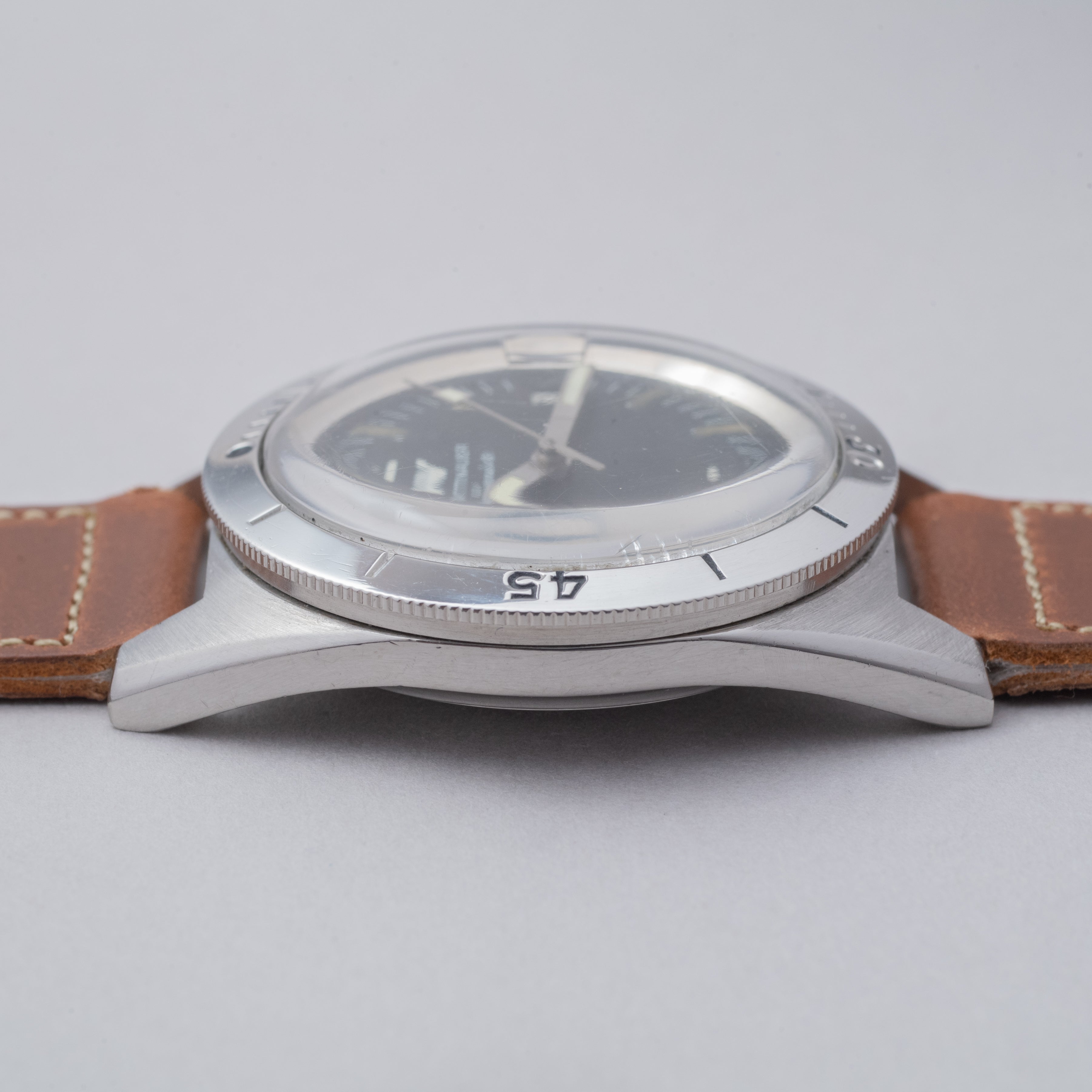 ウィットナー ダイバーズウォッチ 1960年代製 手巻き式 デイト