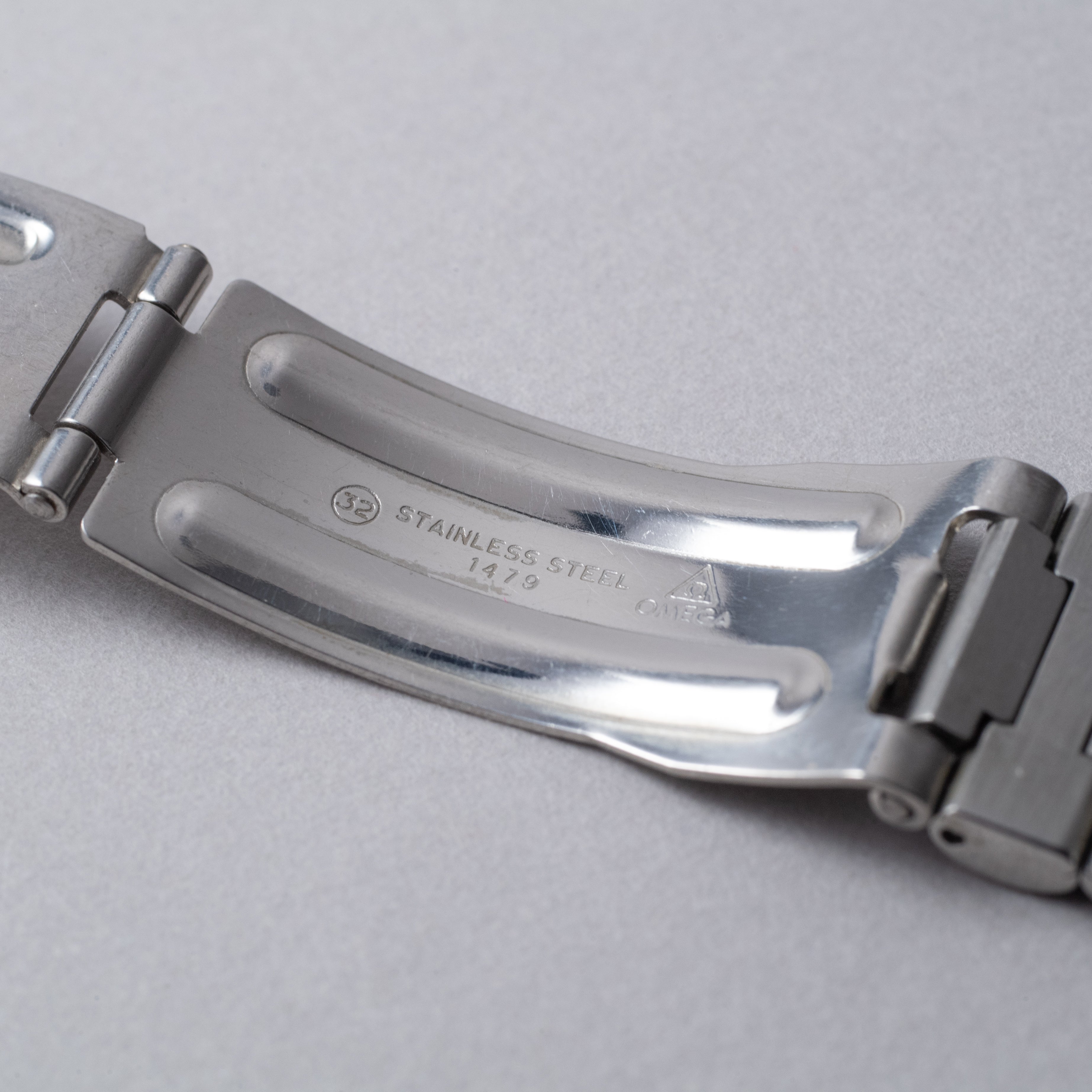 オメガ スピードマスター 1993年製 プロフェッショナル 5th Ref.145.022