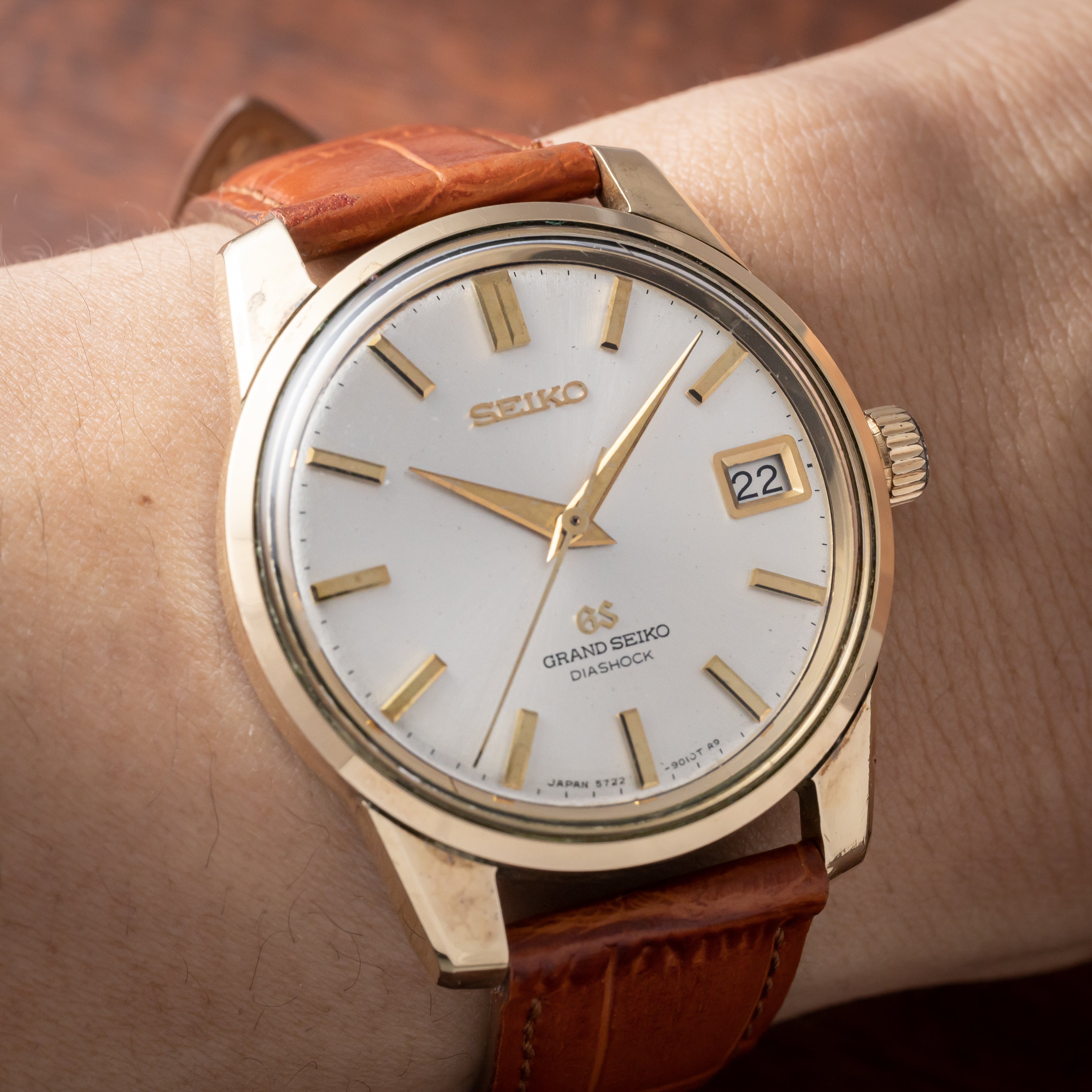 グランドセイコー 2nd 1967年製 箱GS基準合格証明書付 CAP GOLD 57GS Ref.5722-9011