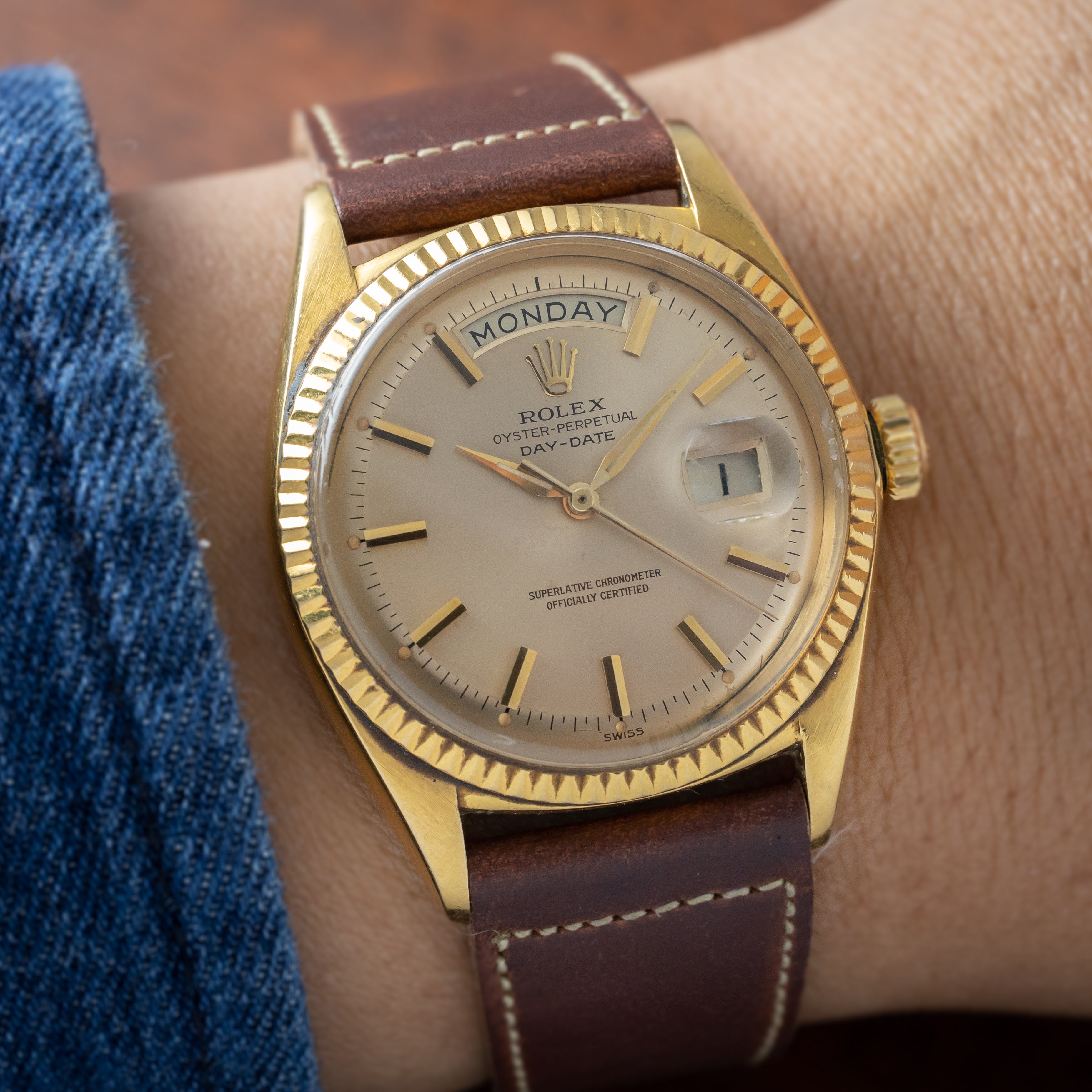 ロレックス デイデイト1960年代製 18KYG Ref.1803 剣針 ギャランティー付き