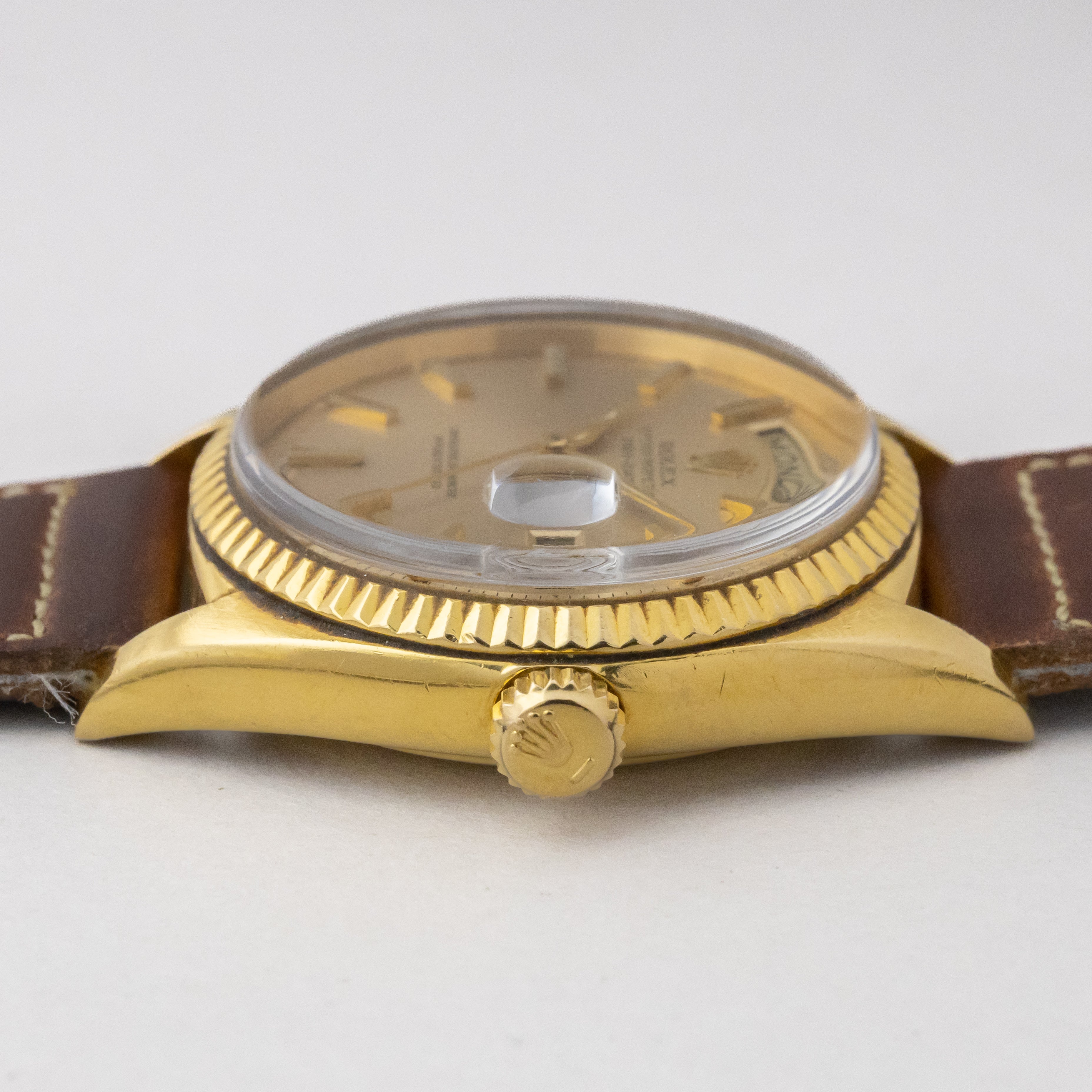 ロレックス デイデイト1960年代製 18KYG Ref.1803 剣針 ギャランティー付き