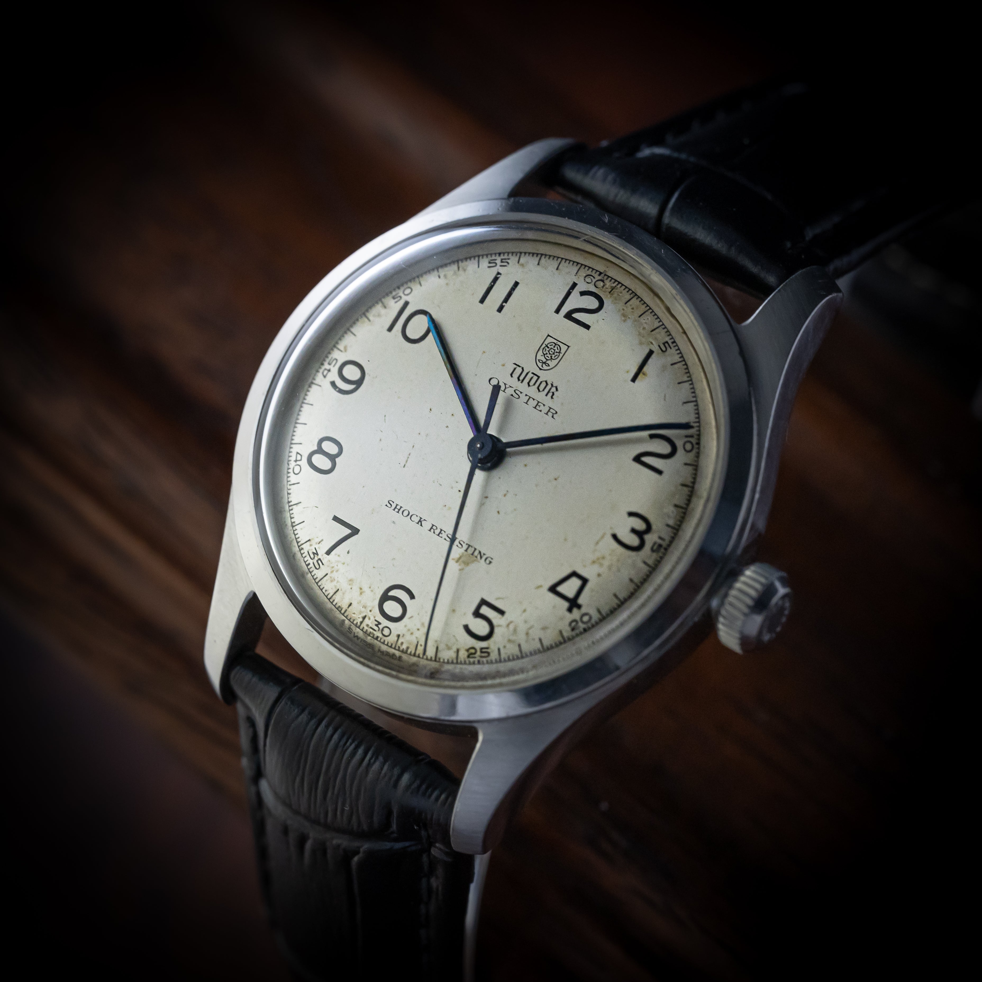 チューダー 1950年代製 オイスター盾バラ アラビアダイヤル ブルースチール針