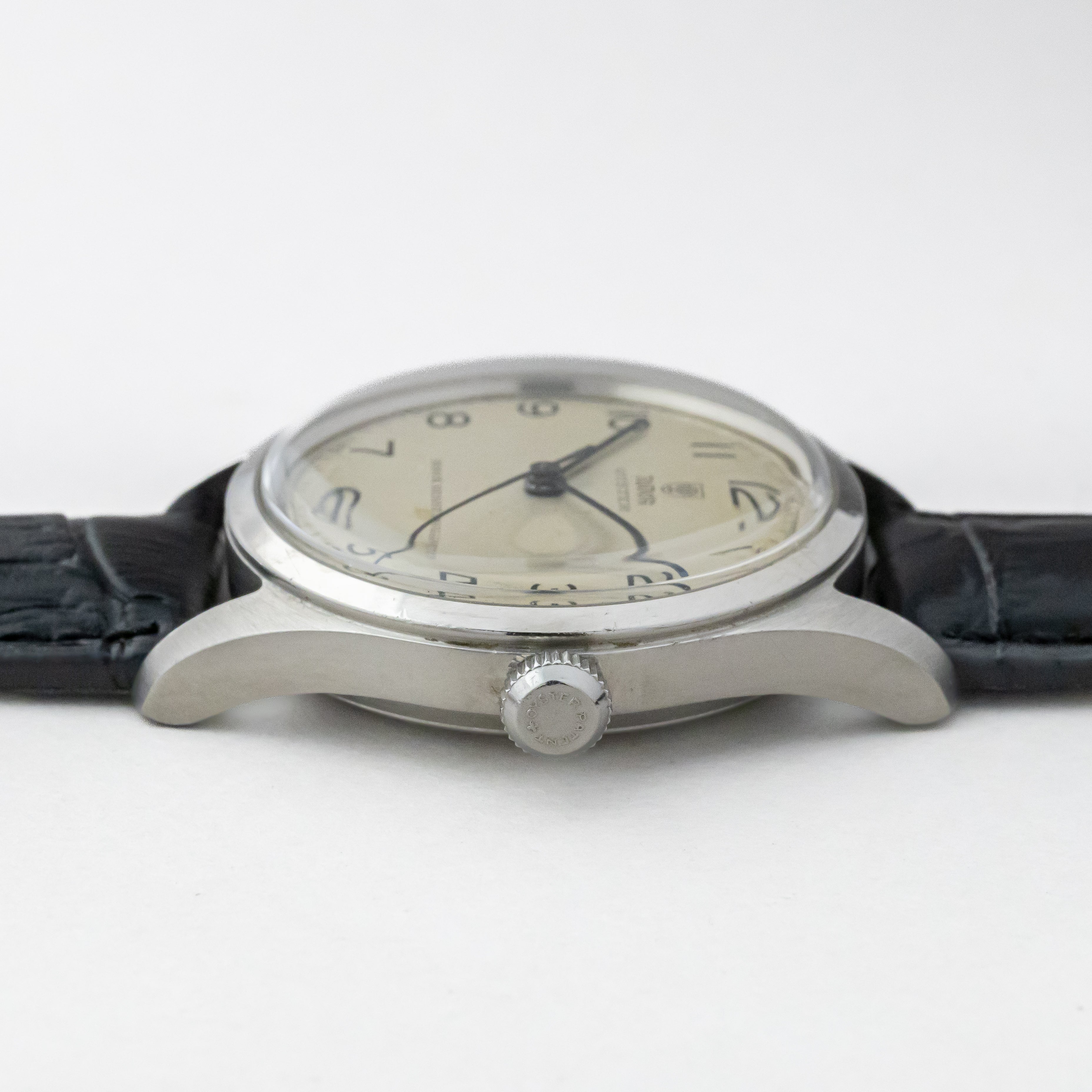 チューダー 1950年代製 オイスター盾バラ アラビアダイヤル ブルースチール針