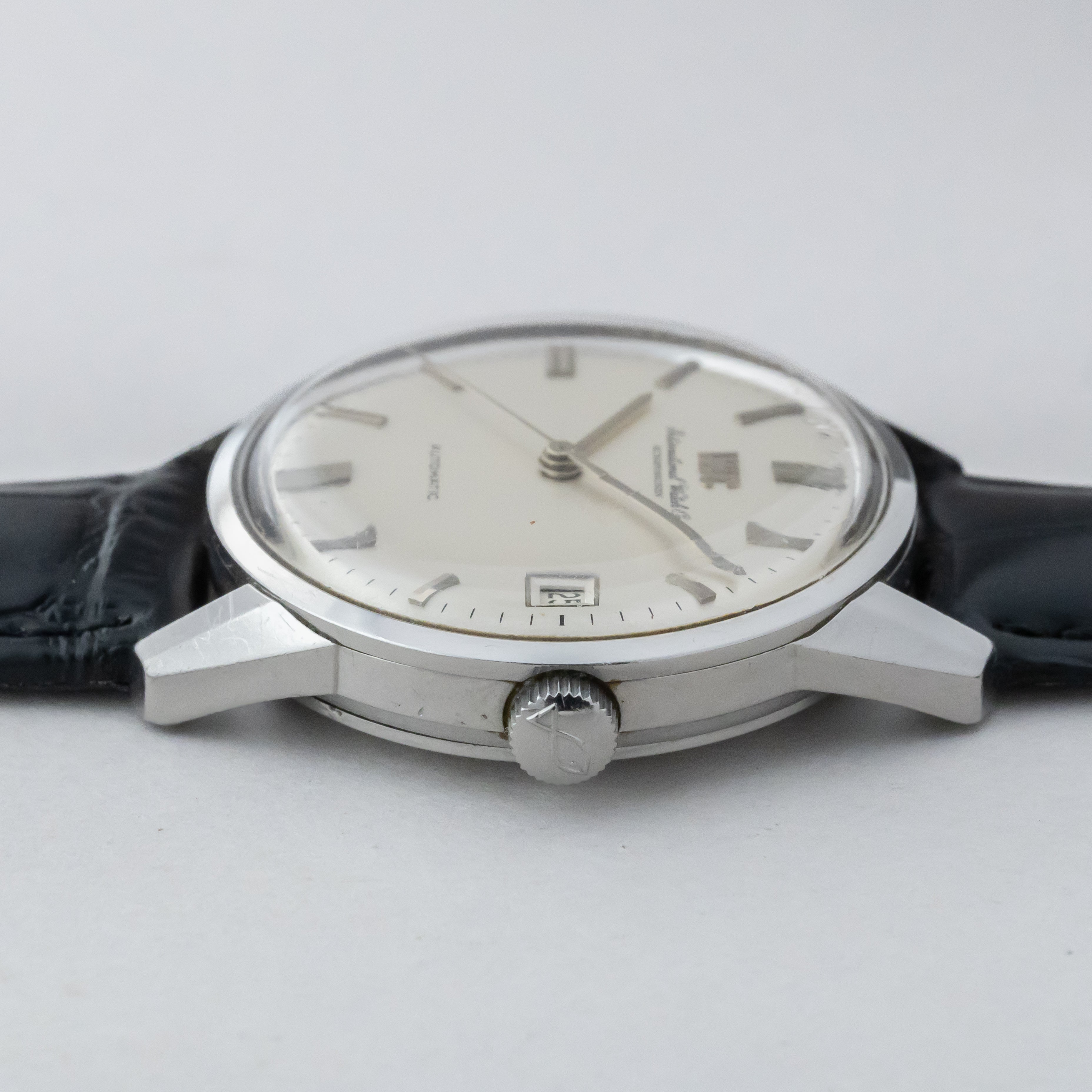 IWC 1971年製 ラウンドケース 自動巻き R810A Cal.8541