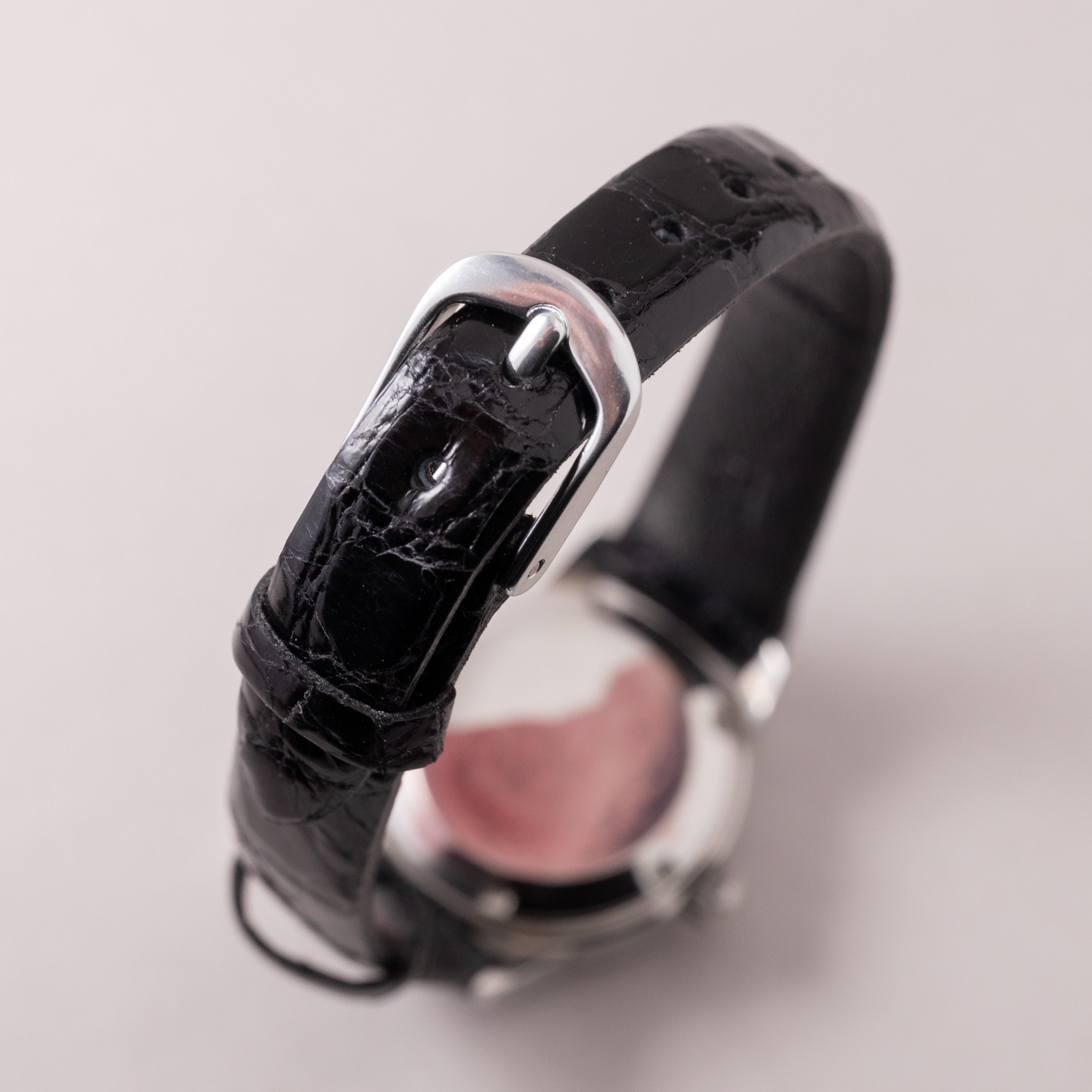 オメガ レディース ジュネーブ ラウンドケース オートマチック 1972年製