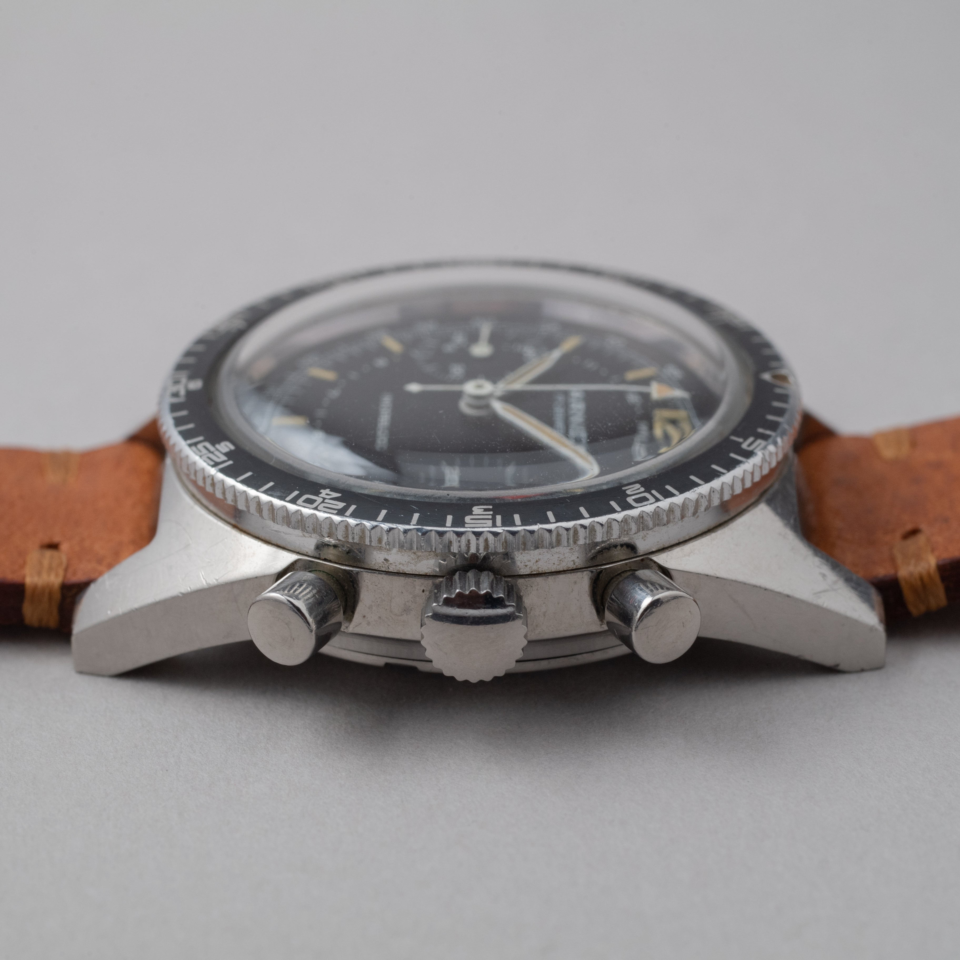 アーネックス 2レジスタークロノグラフ回転ベゼル 1960年代製 手巻き