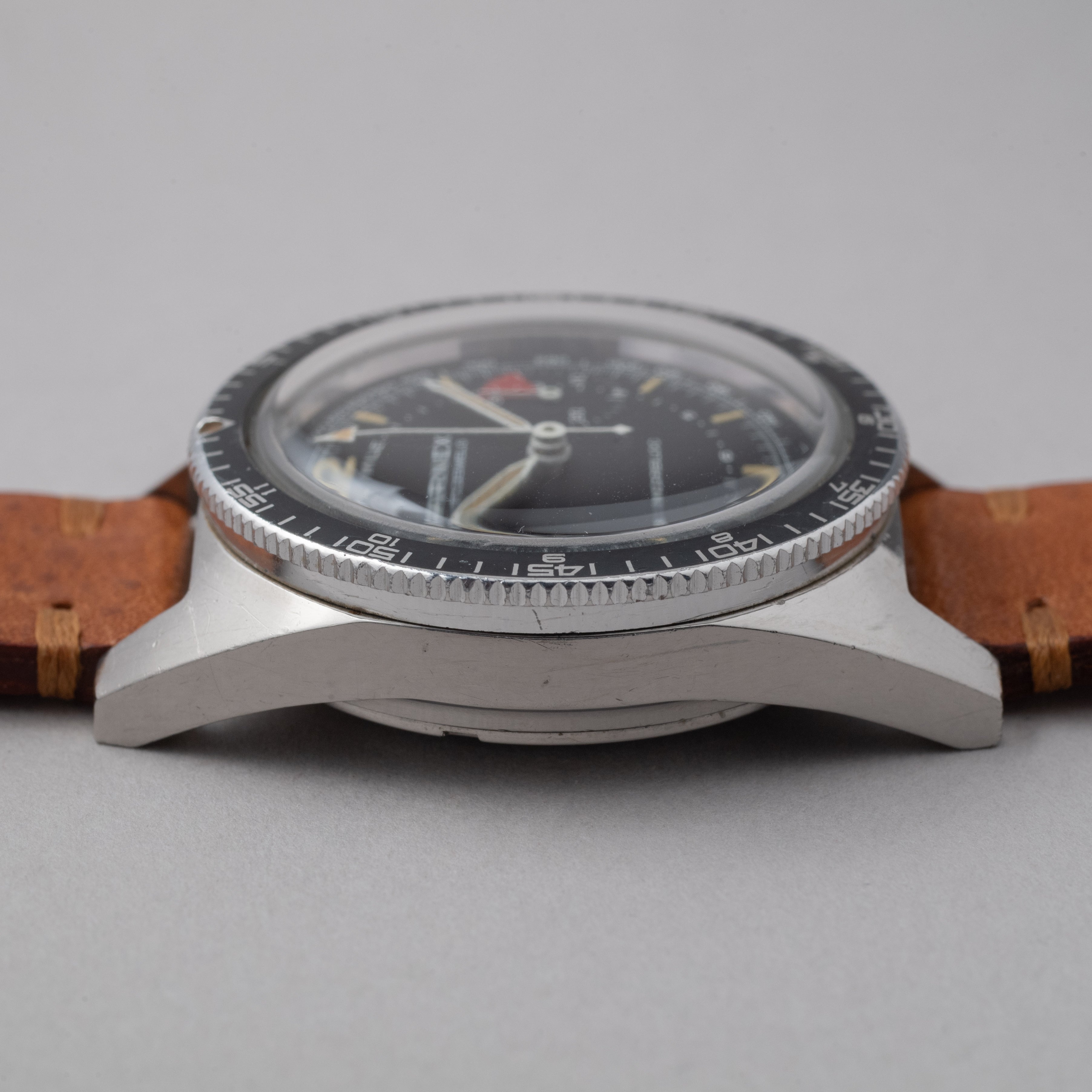 アーネックス 2レジスタークロノグラフ回転ベゼル 1960年代製 手巻き