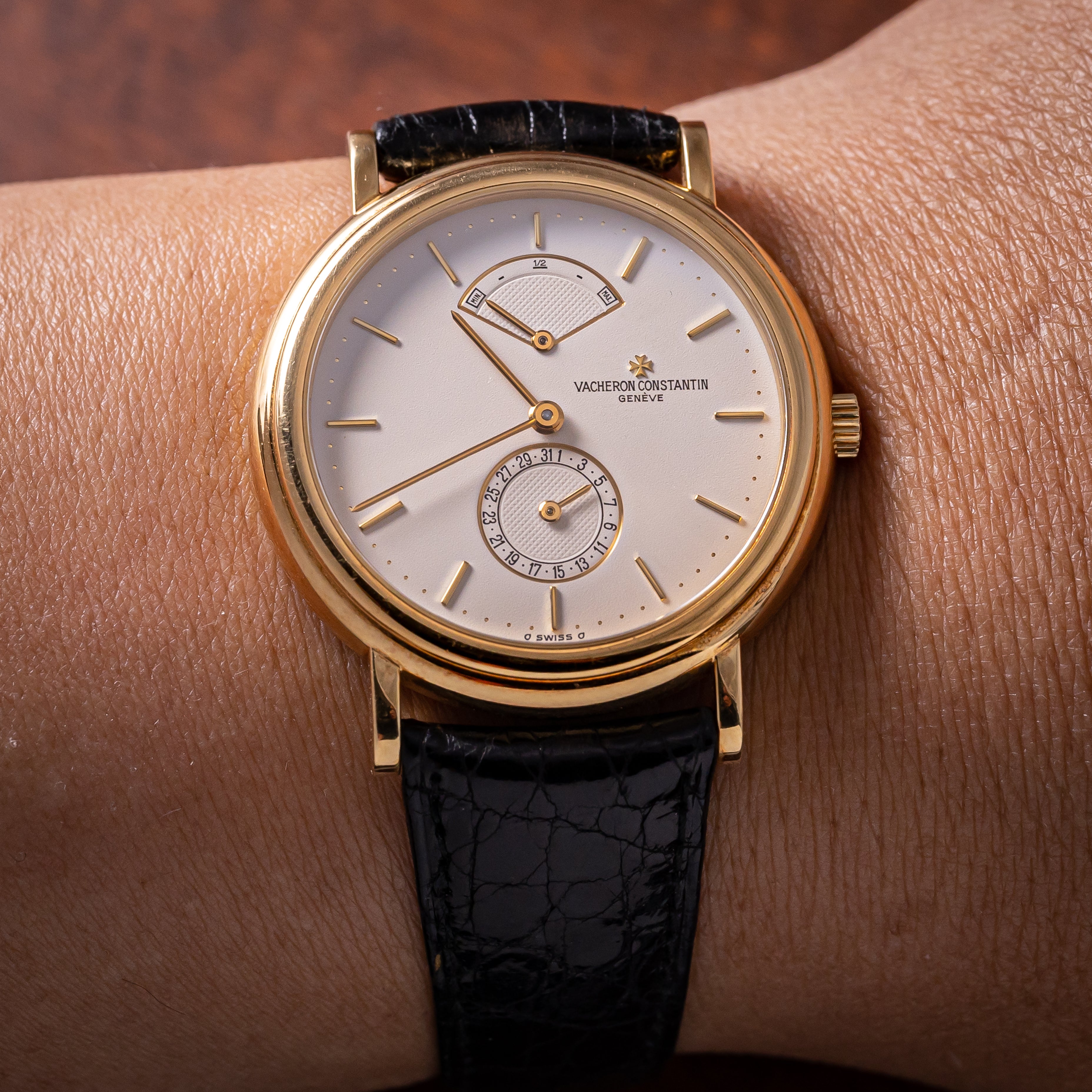 ヴァシュロン・コンスタンタン トゥールドイル18KYG パワーリザーブ カレンダー 箱ギャラ付 純正尾錠 Ref.48101/000J-3