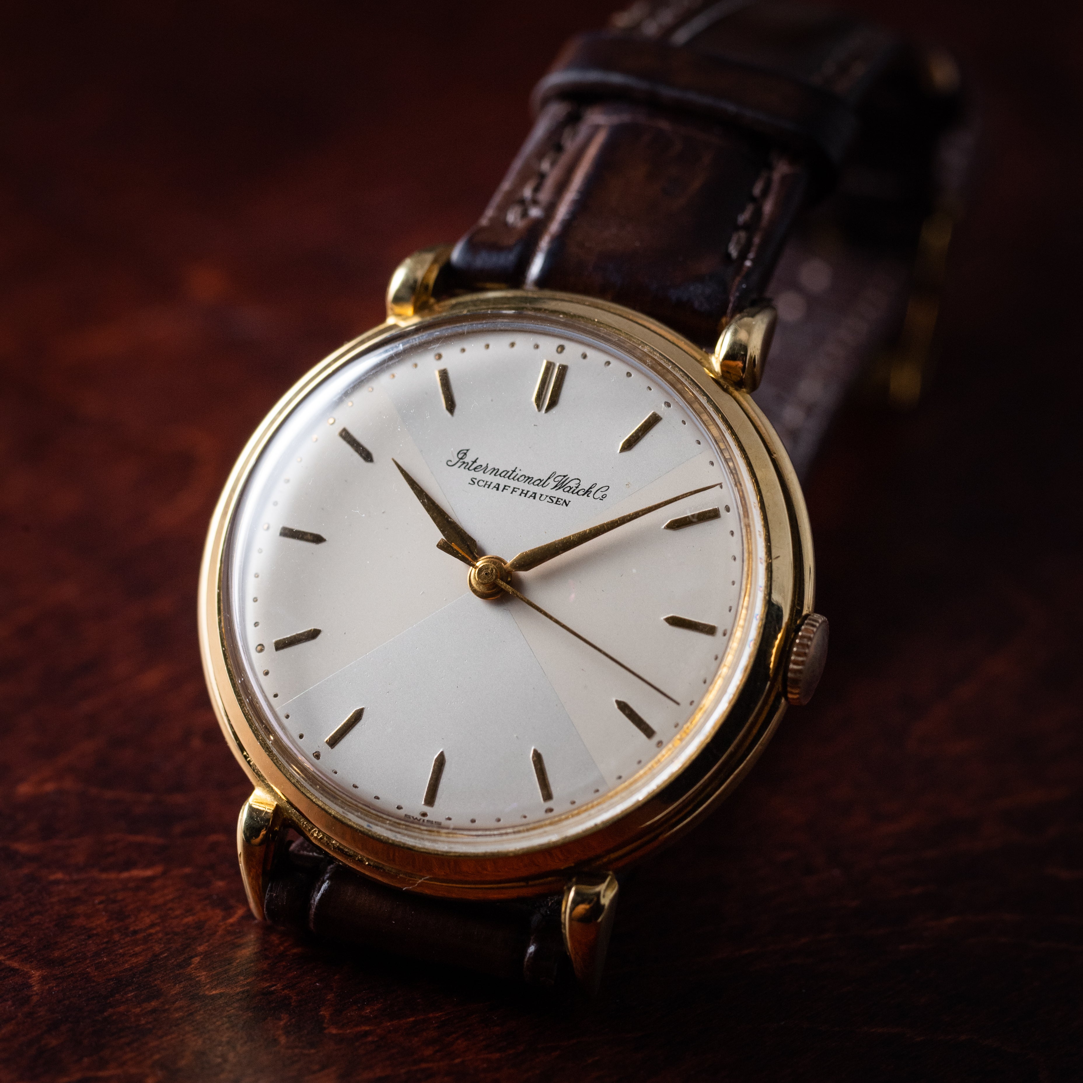 IWC 18金無垢 1952年製 ラウンドケース Cal.89 手巻き