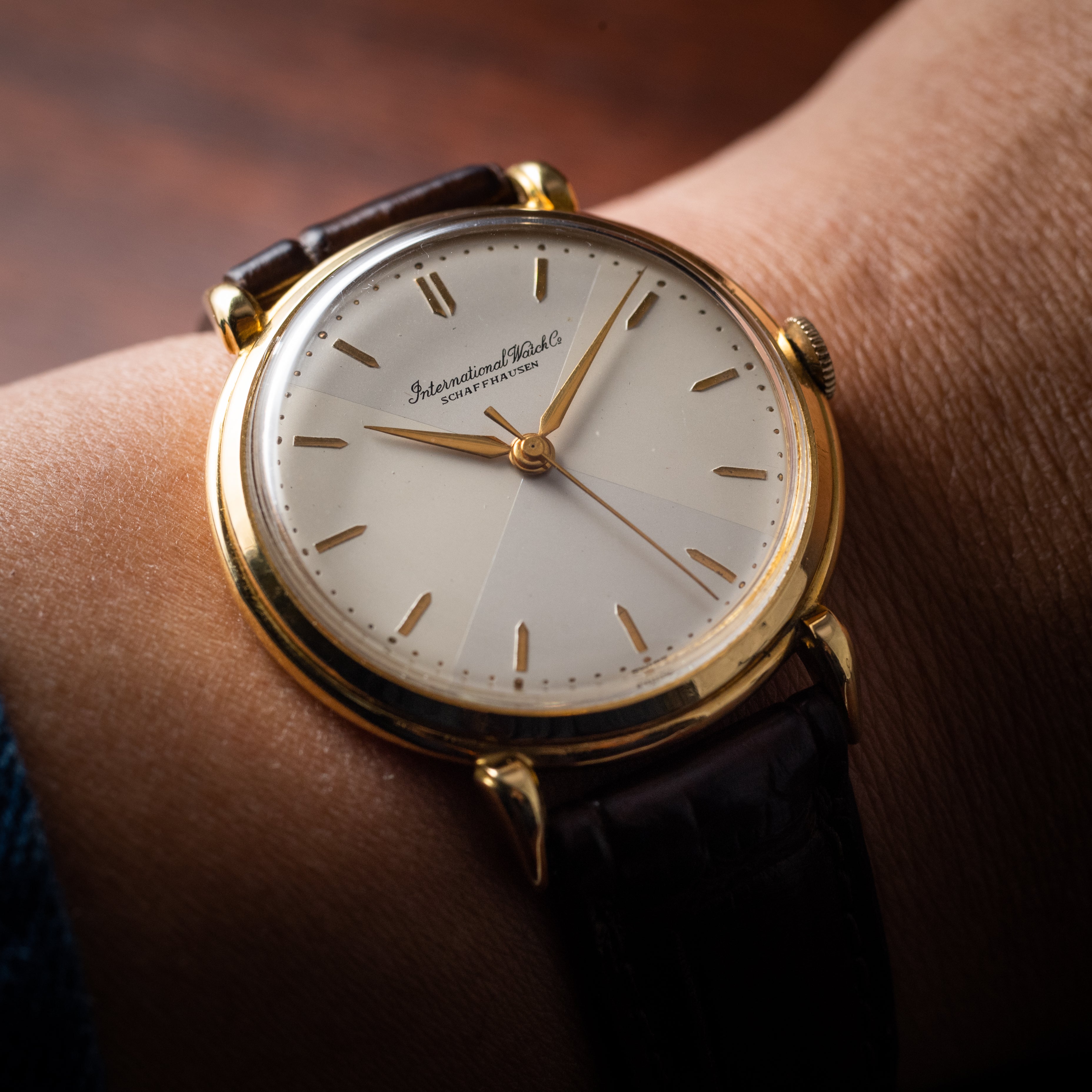 IWC 18金無垢 1952年製 ラウンドケース Cal.89 手巻き