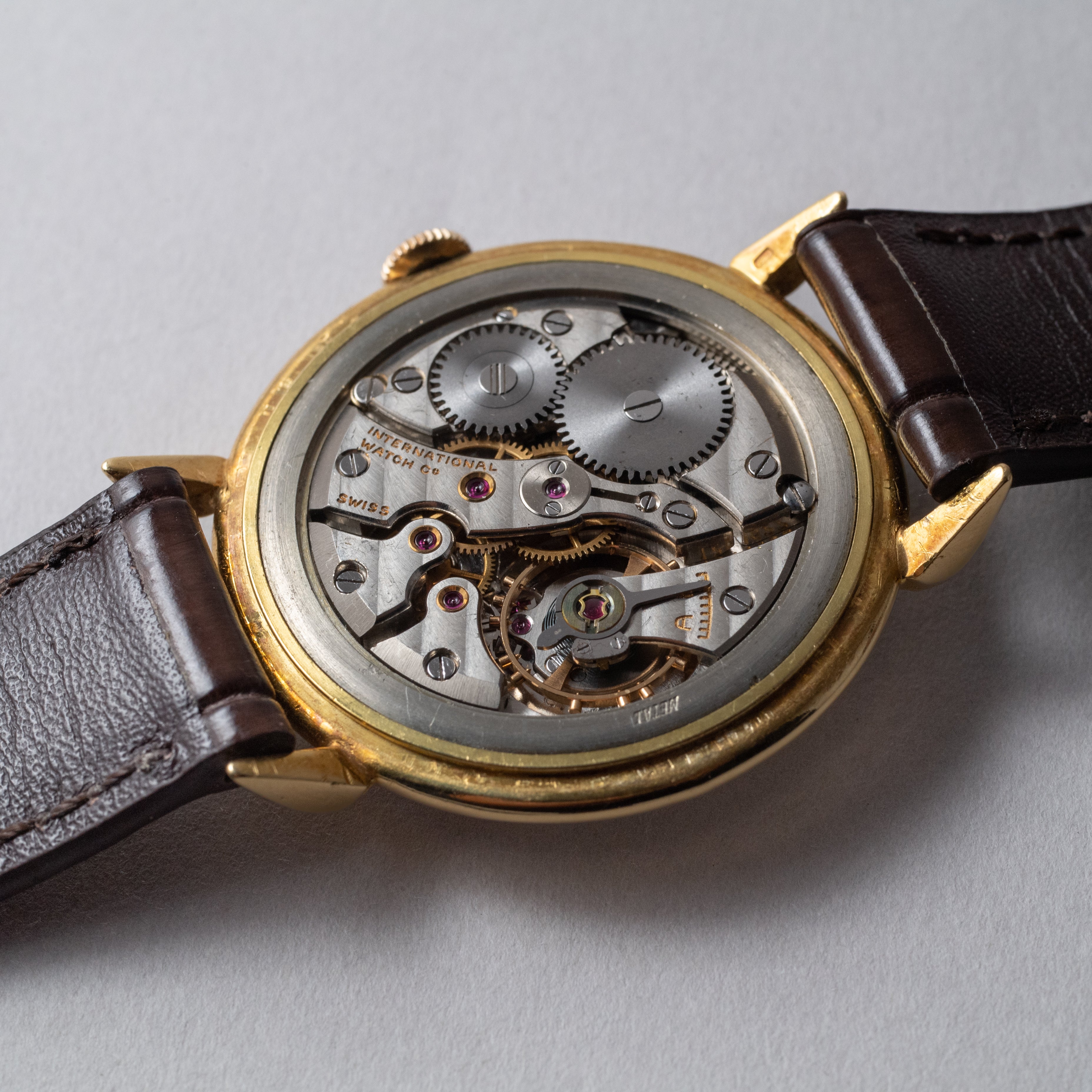 IWC 18金無垢 1952年製 ラウンドケース Cal.89 手巻き