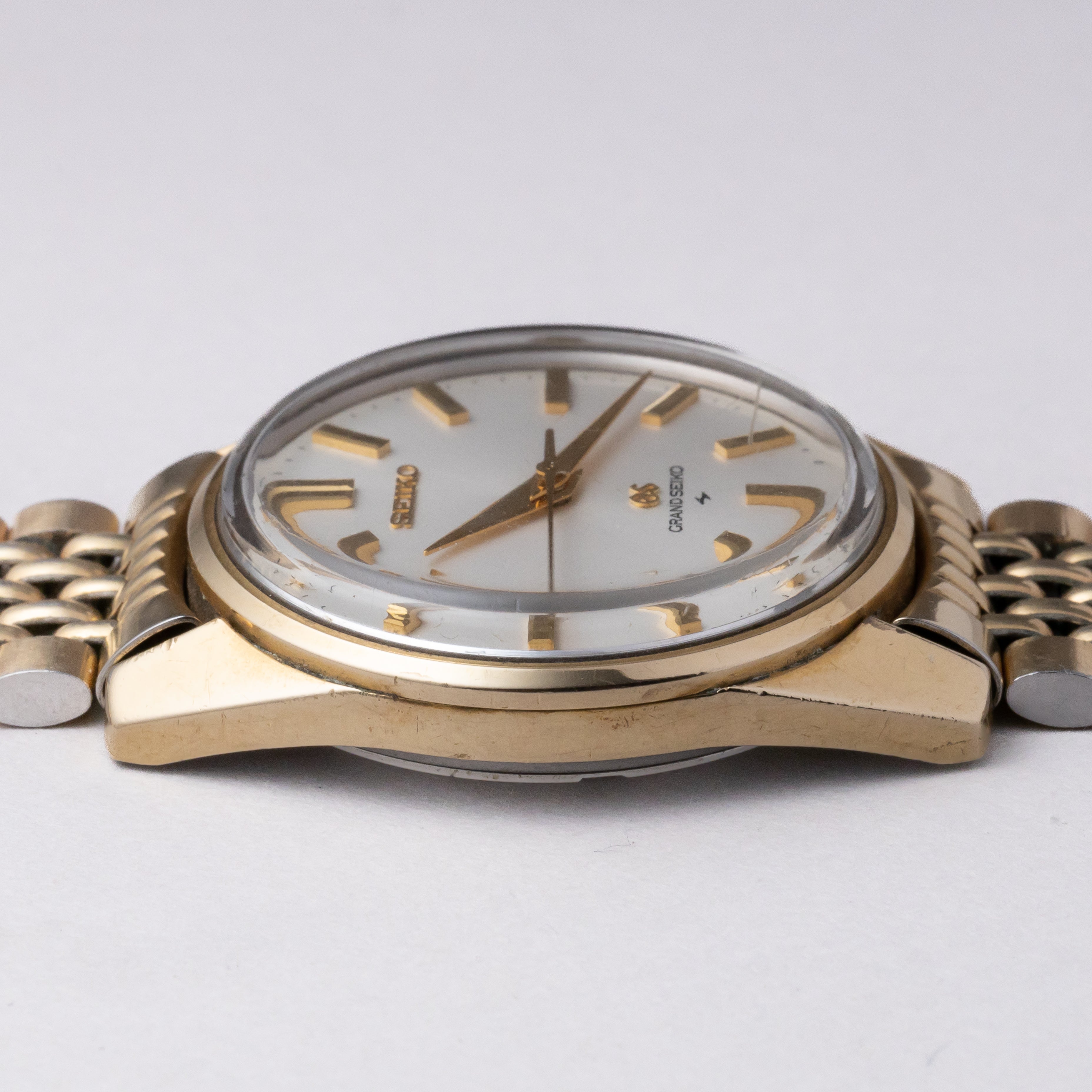 44 グランドセイコー CAP GOLD 1967年製 手巻き 44GS Ref.4420-9990