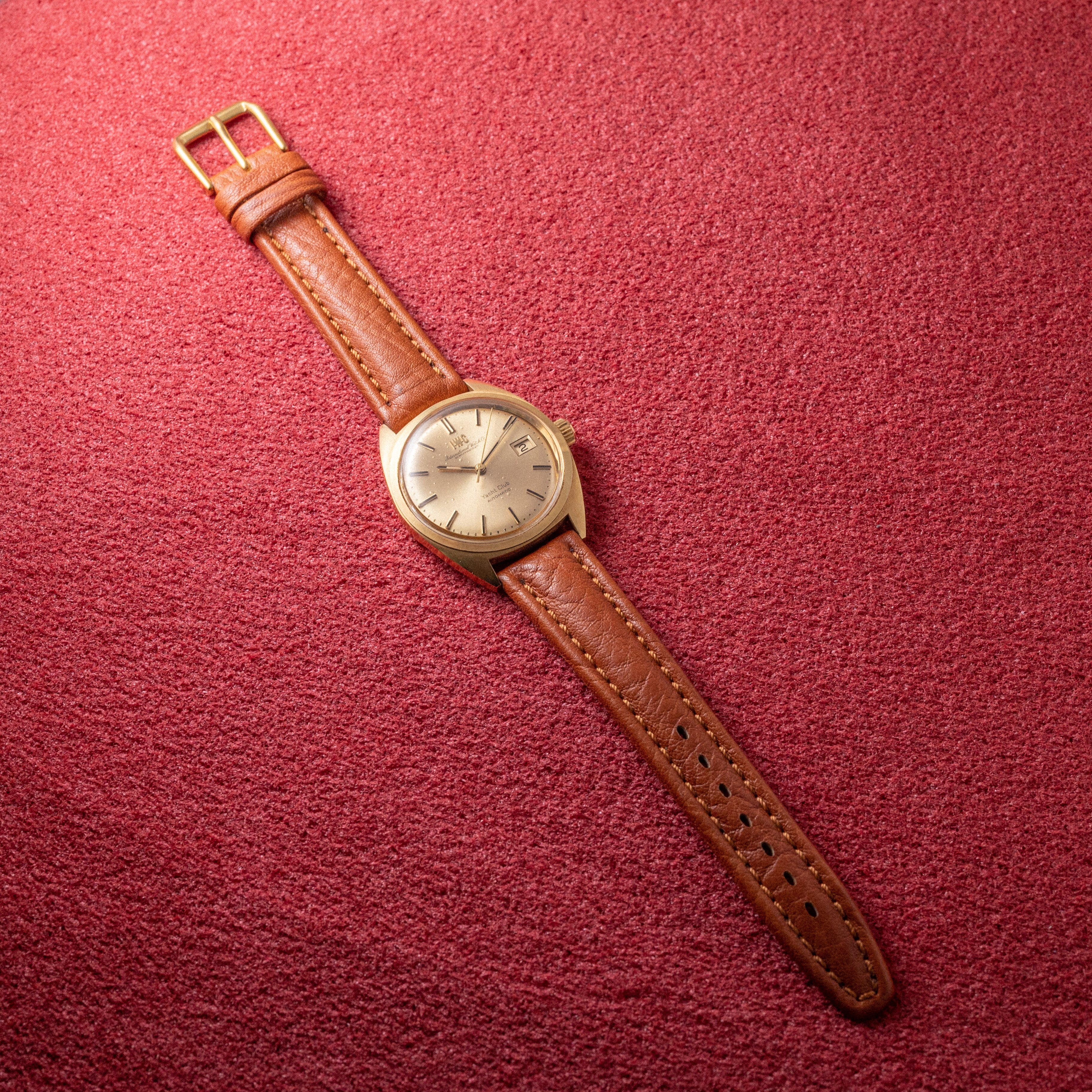 IWC ヨットクラブ 1973年製 18金無垢ケース Cal.8541B