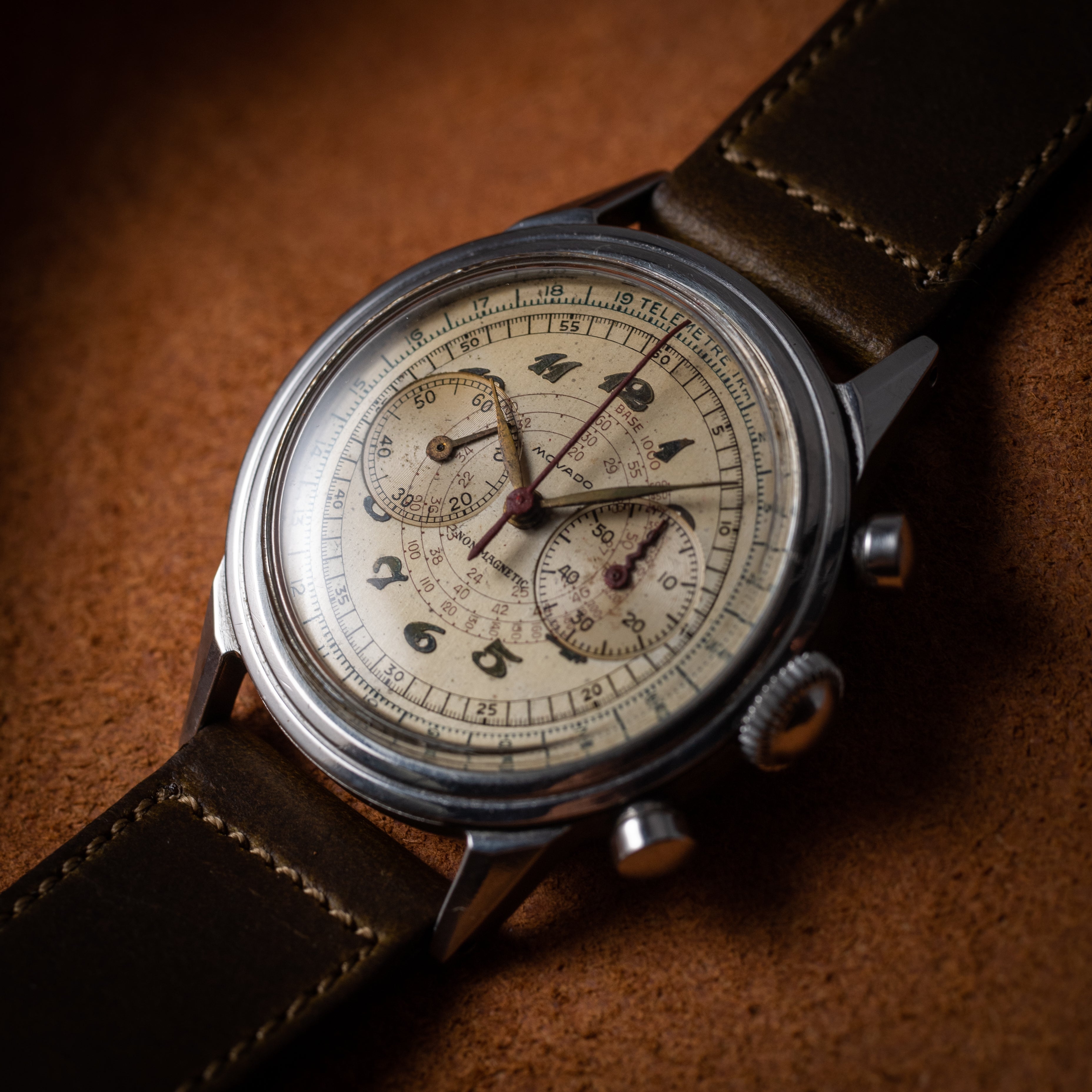 モバード 2レジスタークロノグラフ 1940年代 ブレゲインデックス