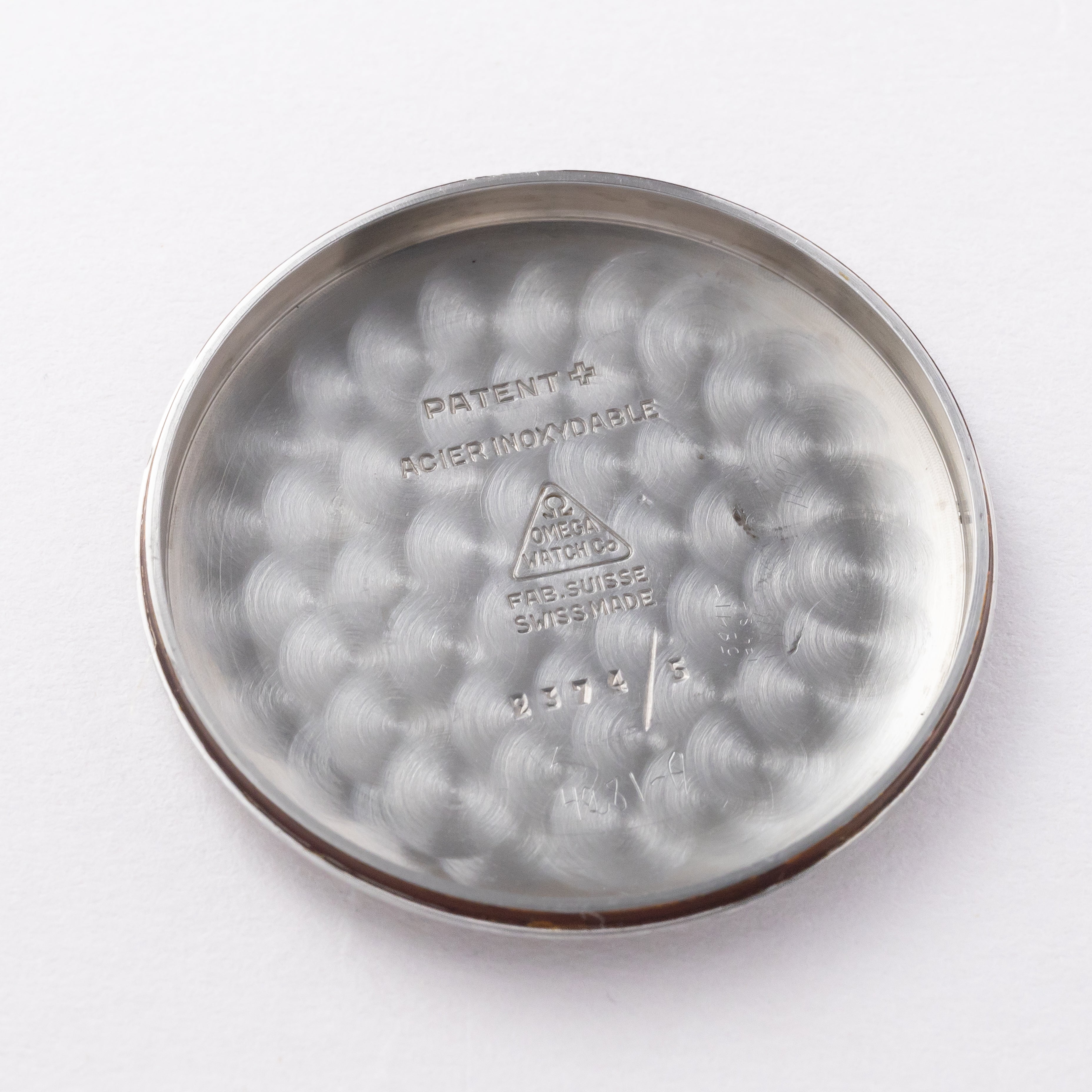 オメガ 1944~46年製 バンパーオートマチック 飛びローマンダイヤル 自動巻き