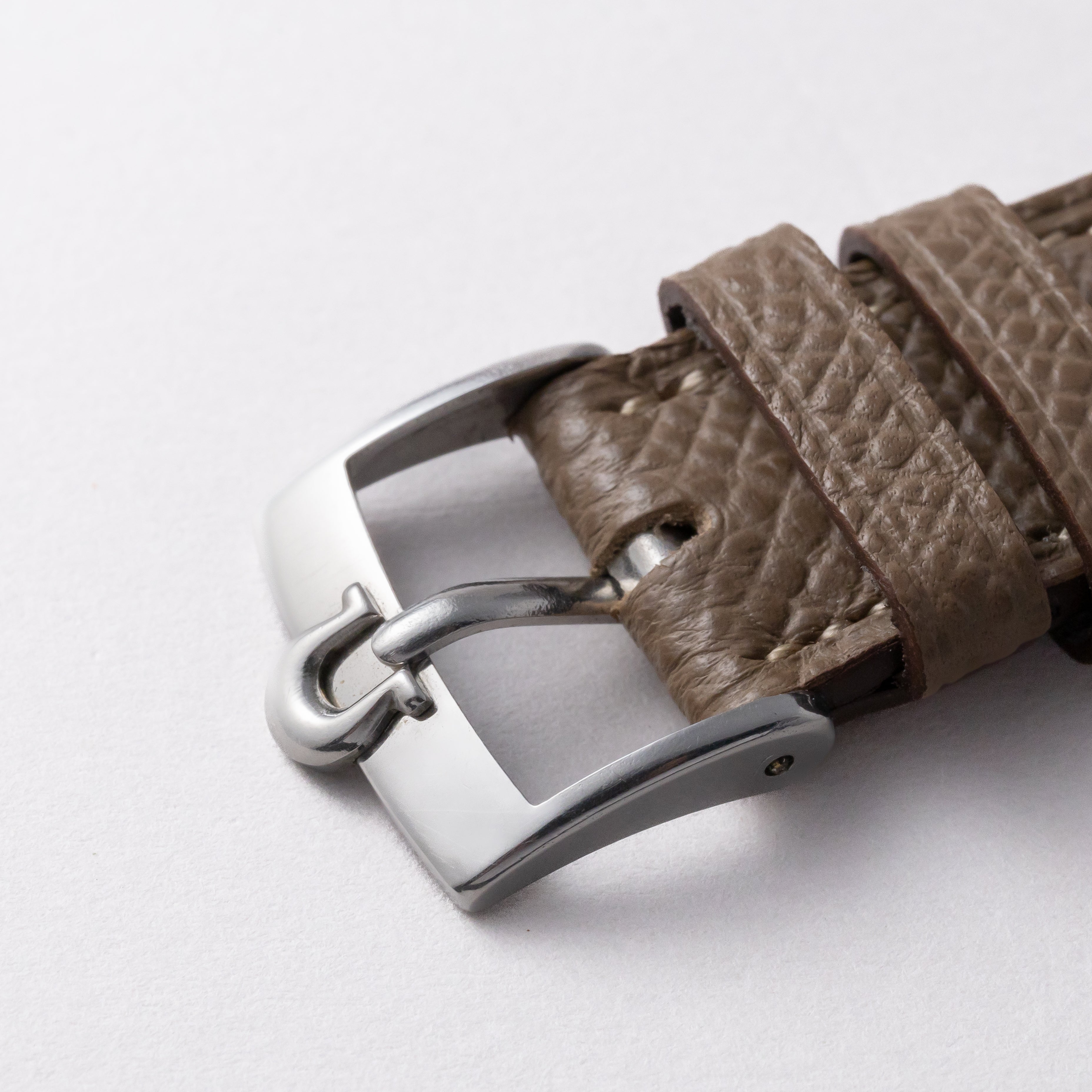 オメガ 1944~46年製 バンパーオートマチック 飛びローマンダイヤル 自動巻き