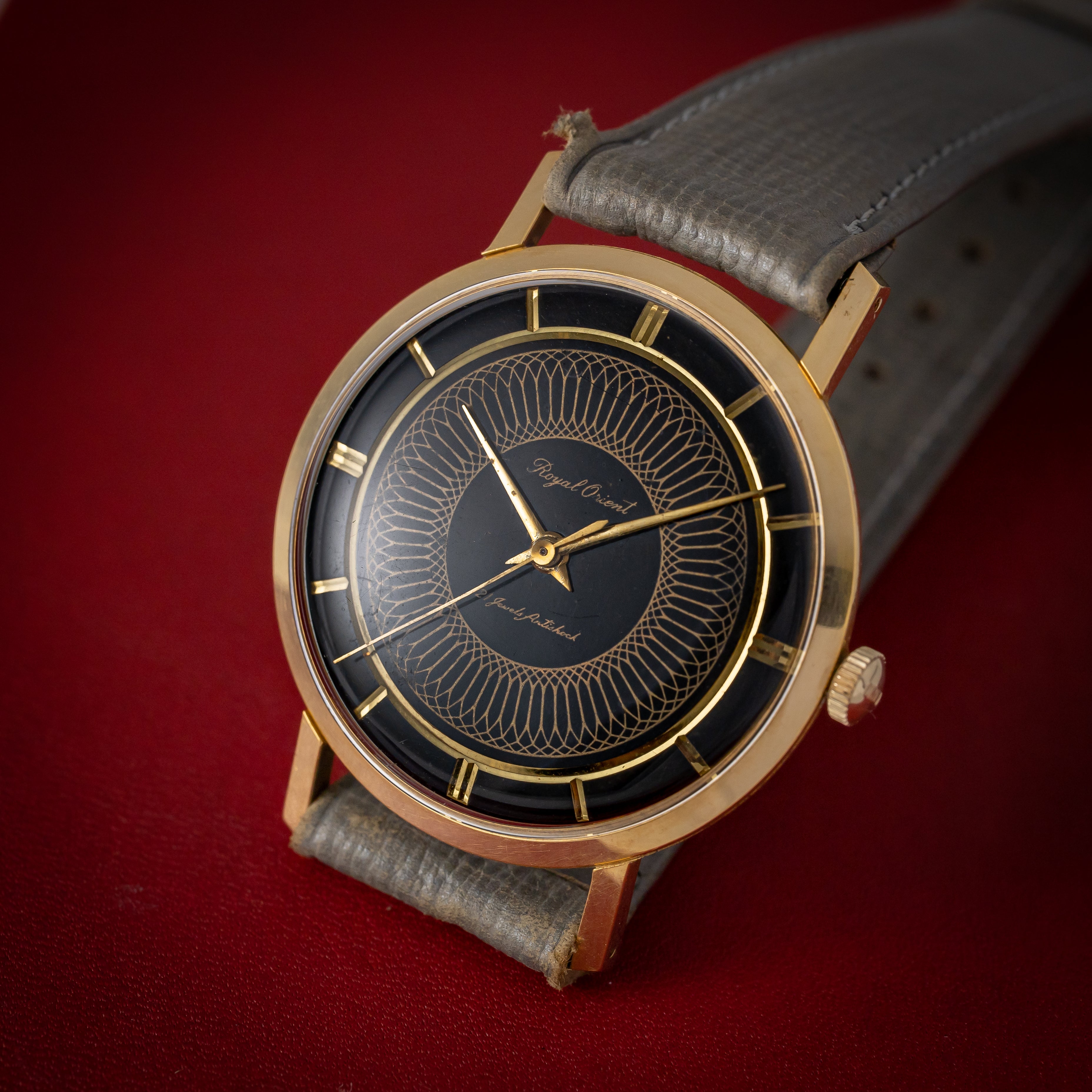 オリエント ロイヤルオリエント 1960年代製 オリジナルブラック幾何学模様ダイヤル オリジナルベルト