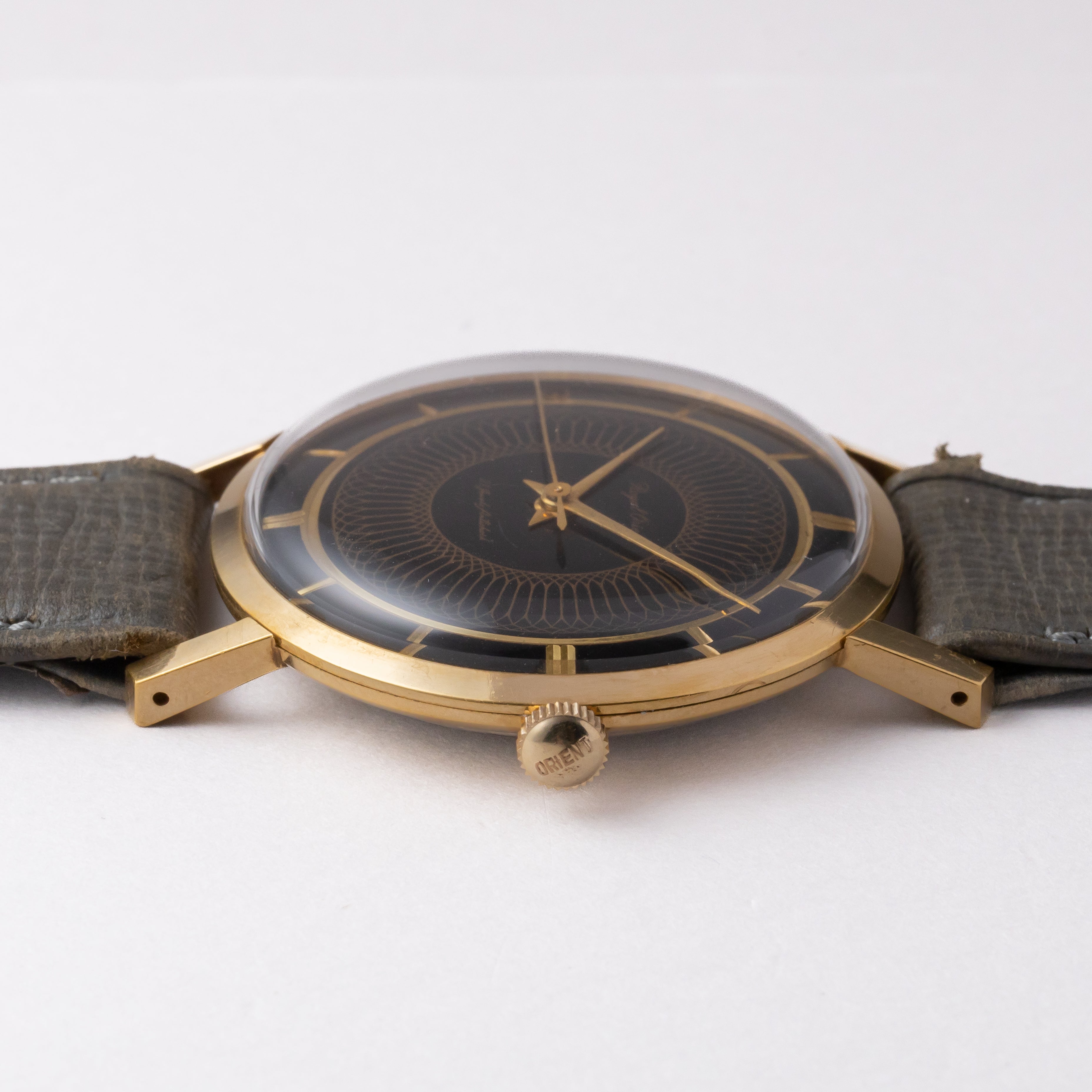 オリエント ロイヤルオリエント 1960年代製 オリジナルブラック幾何学模様ダイヤル オリジナルベルト
