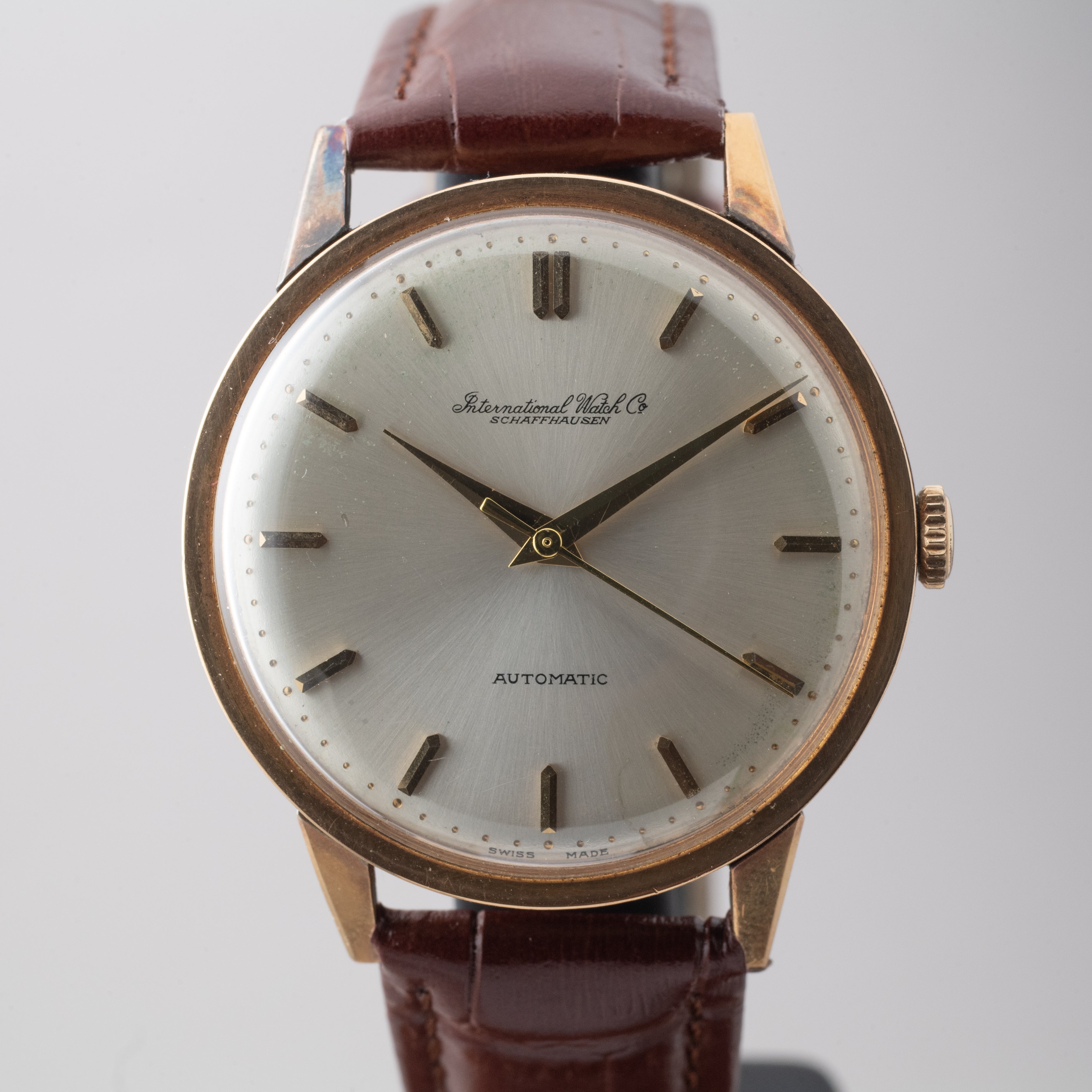 IWC 18金無垢 1967年製 ラウンドケース Cal.854