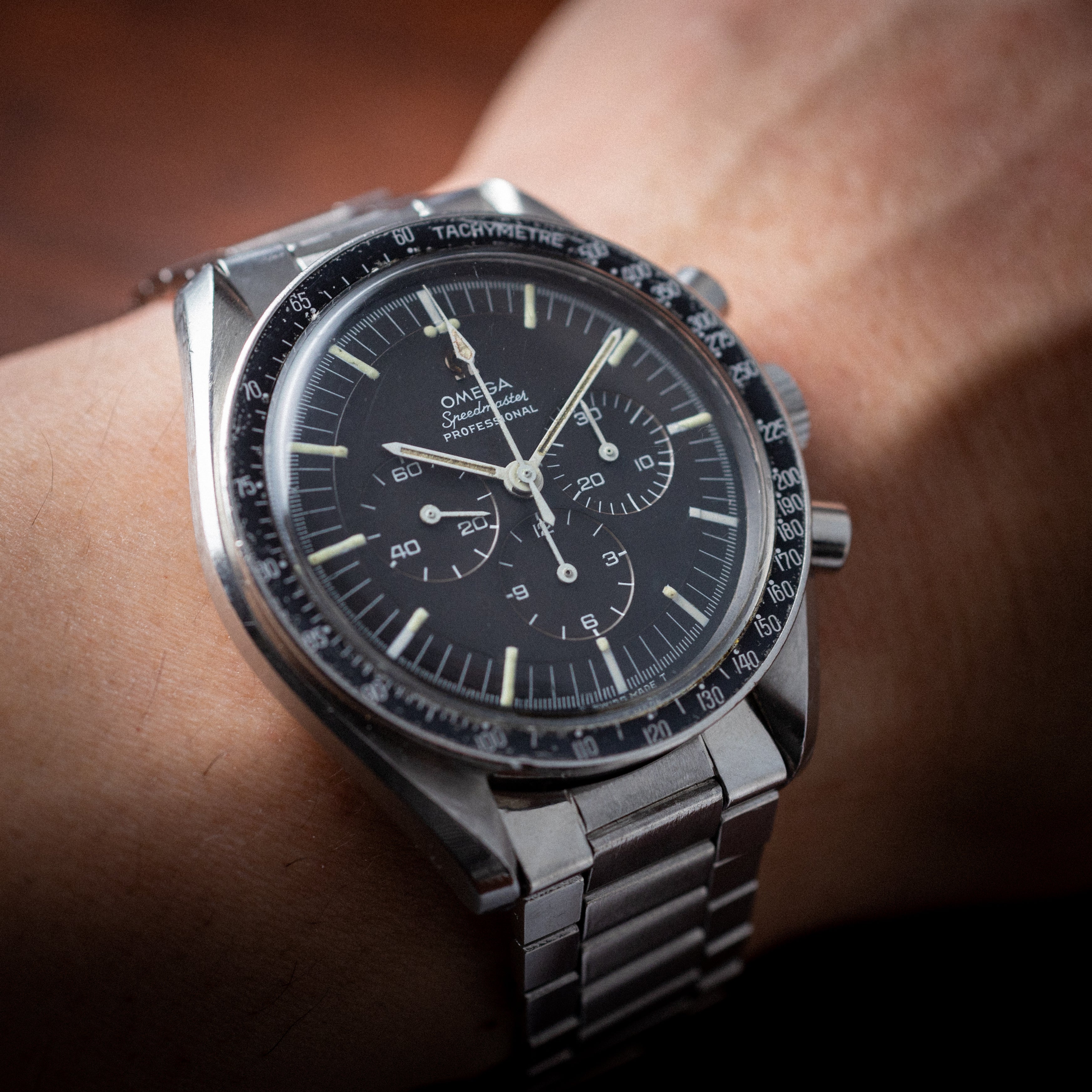 オメガ 1967年製 スピードマスター プロフェッショナル 4th 純正キャタピラブレス付き