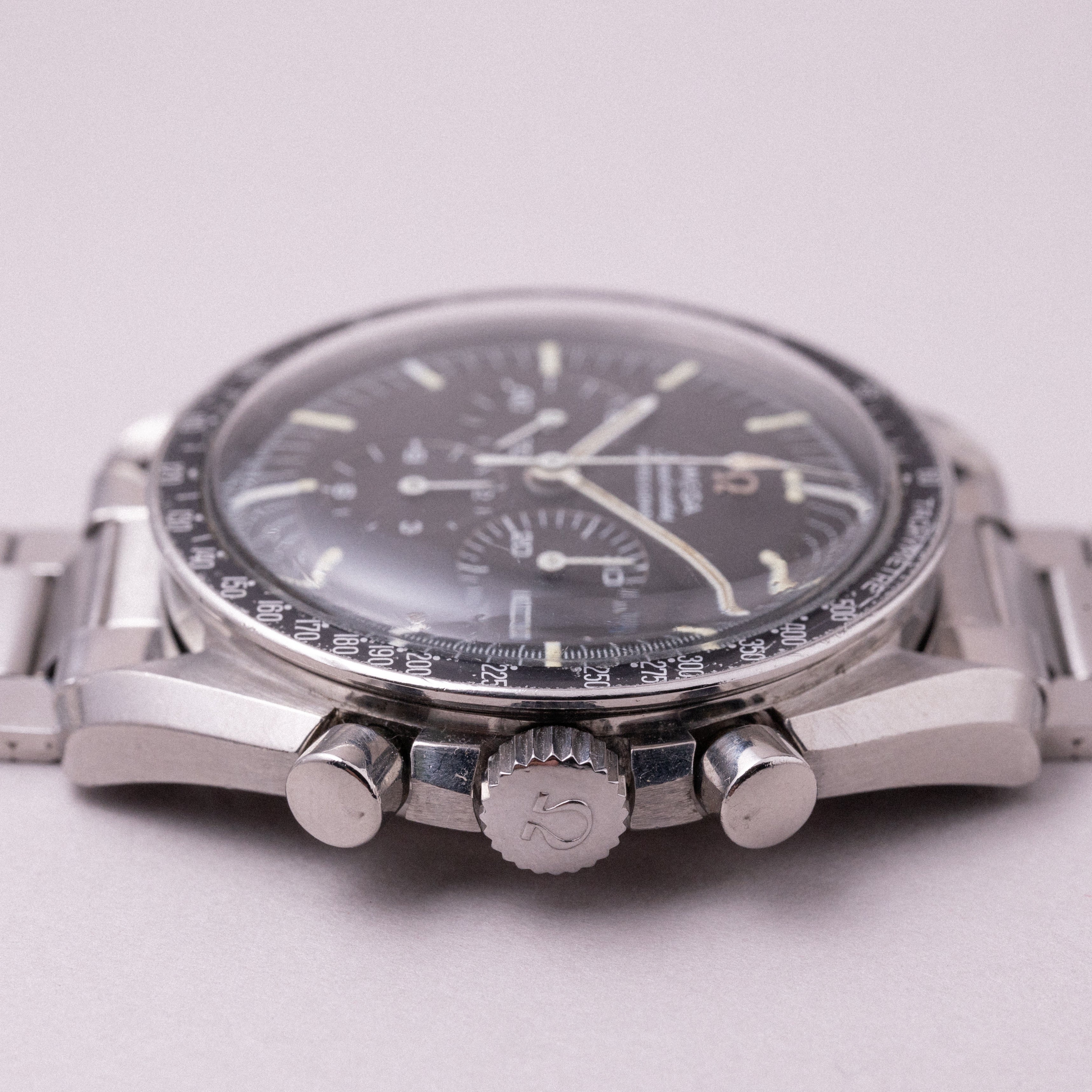 オメガ 1967年製 スピードマスター プロフェッショナル 4th 純正キャタピラブレス付き