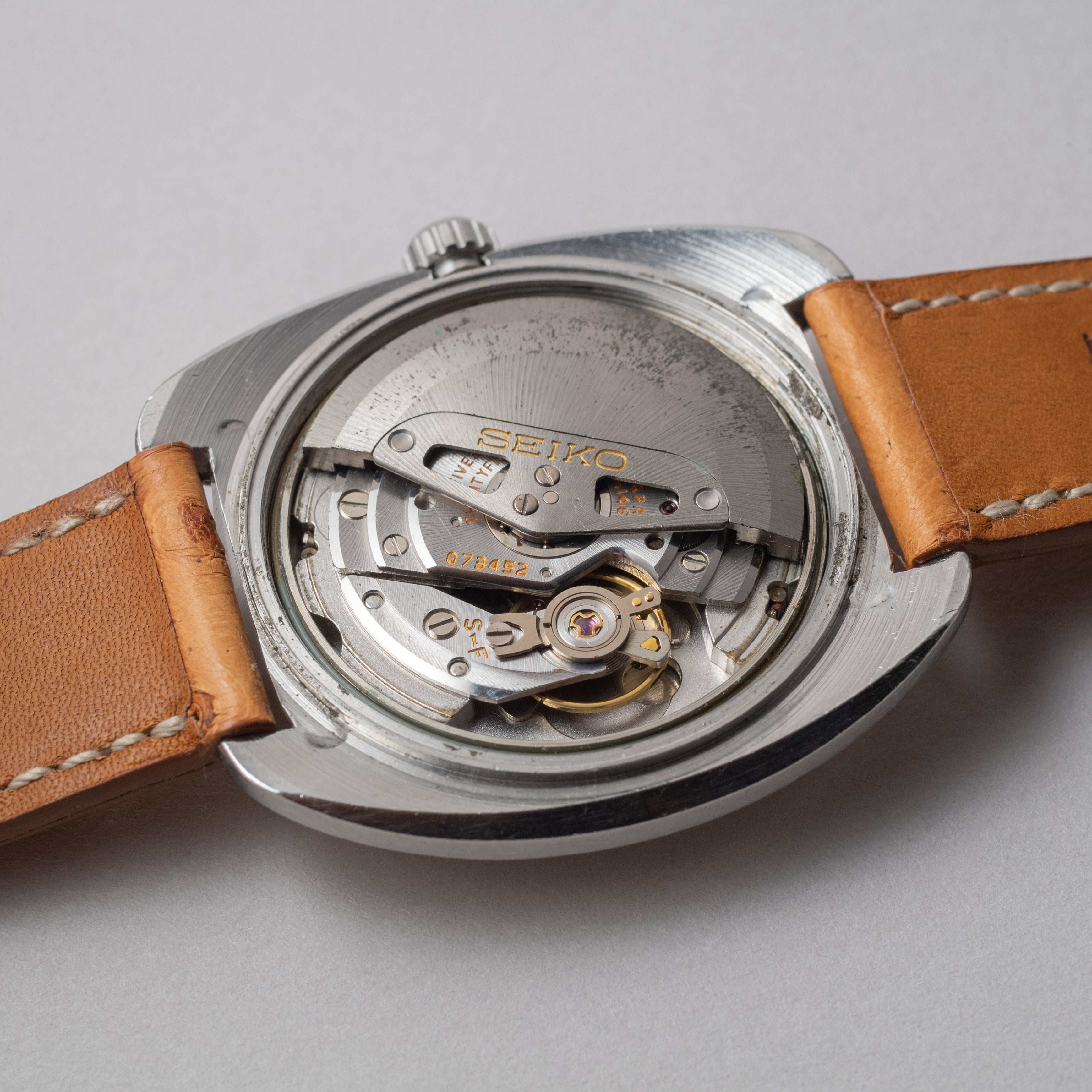 グランドセイコー 1969年製 61GS コンビ スターライト文字盤 槌目ケース