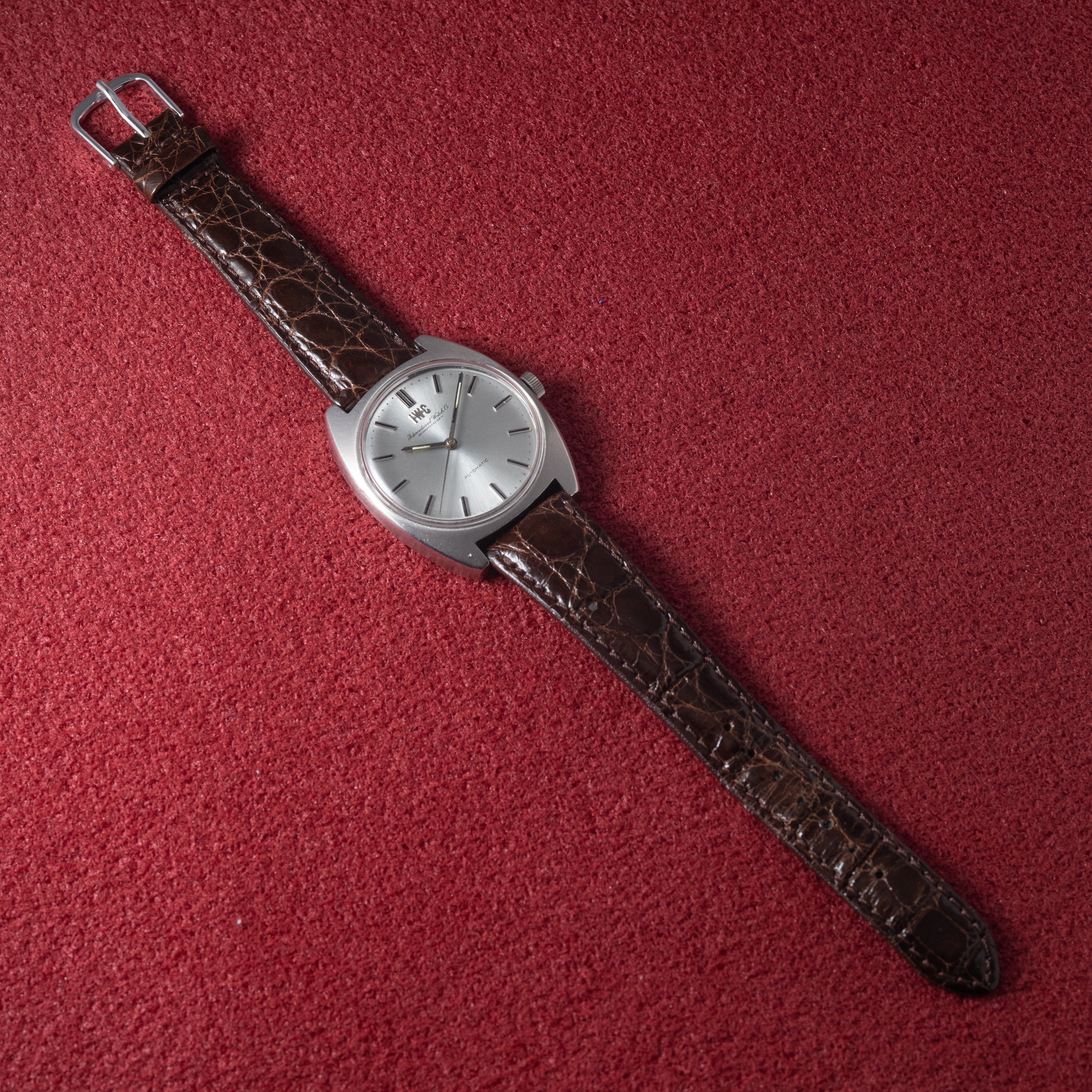 IWC 1973年製トノーケース ペラトン式自動巻き Cal.854B ノンデイト