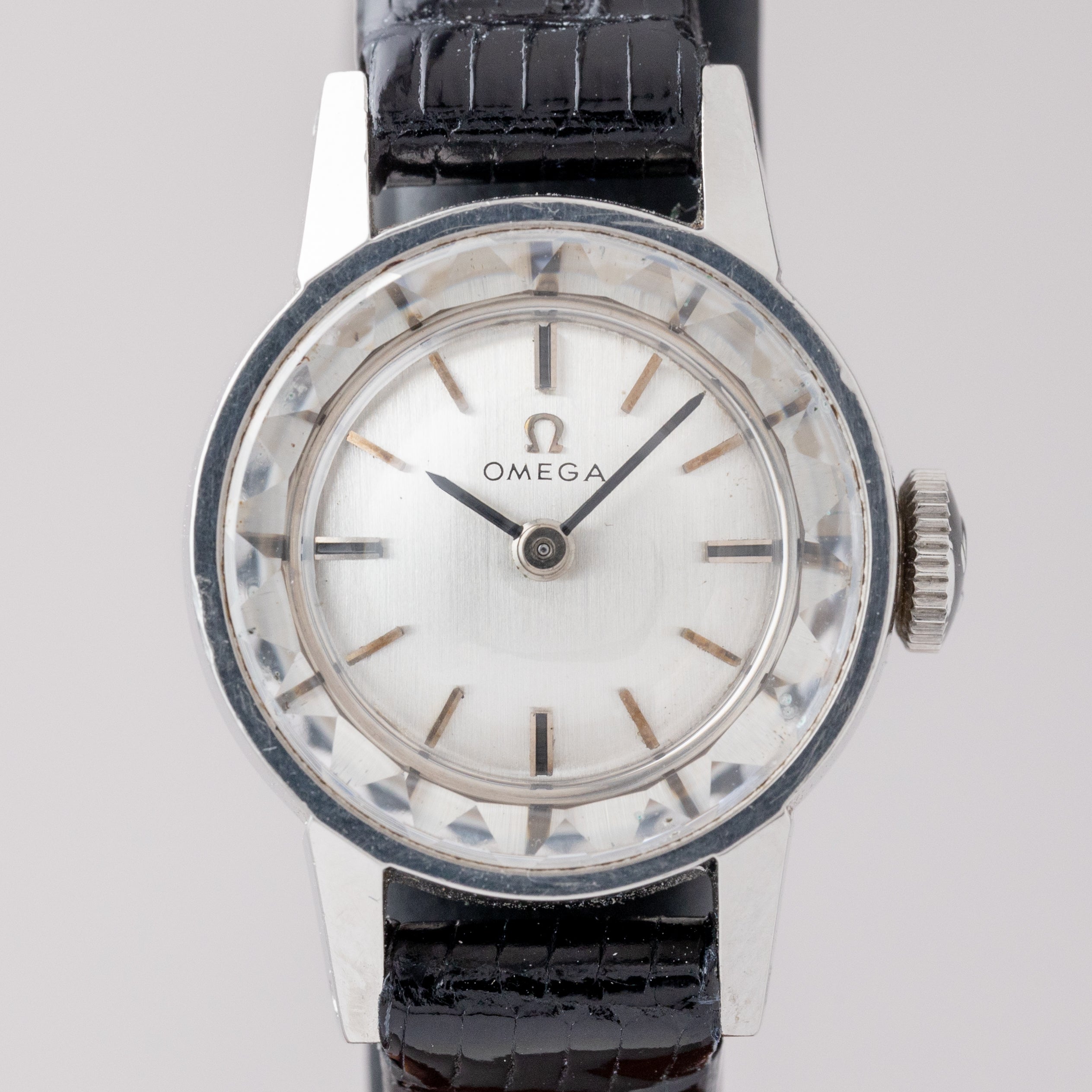 オメガ レディース ラウンド 1963年製  手巻 カットガラス 純正尾錠