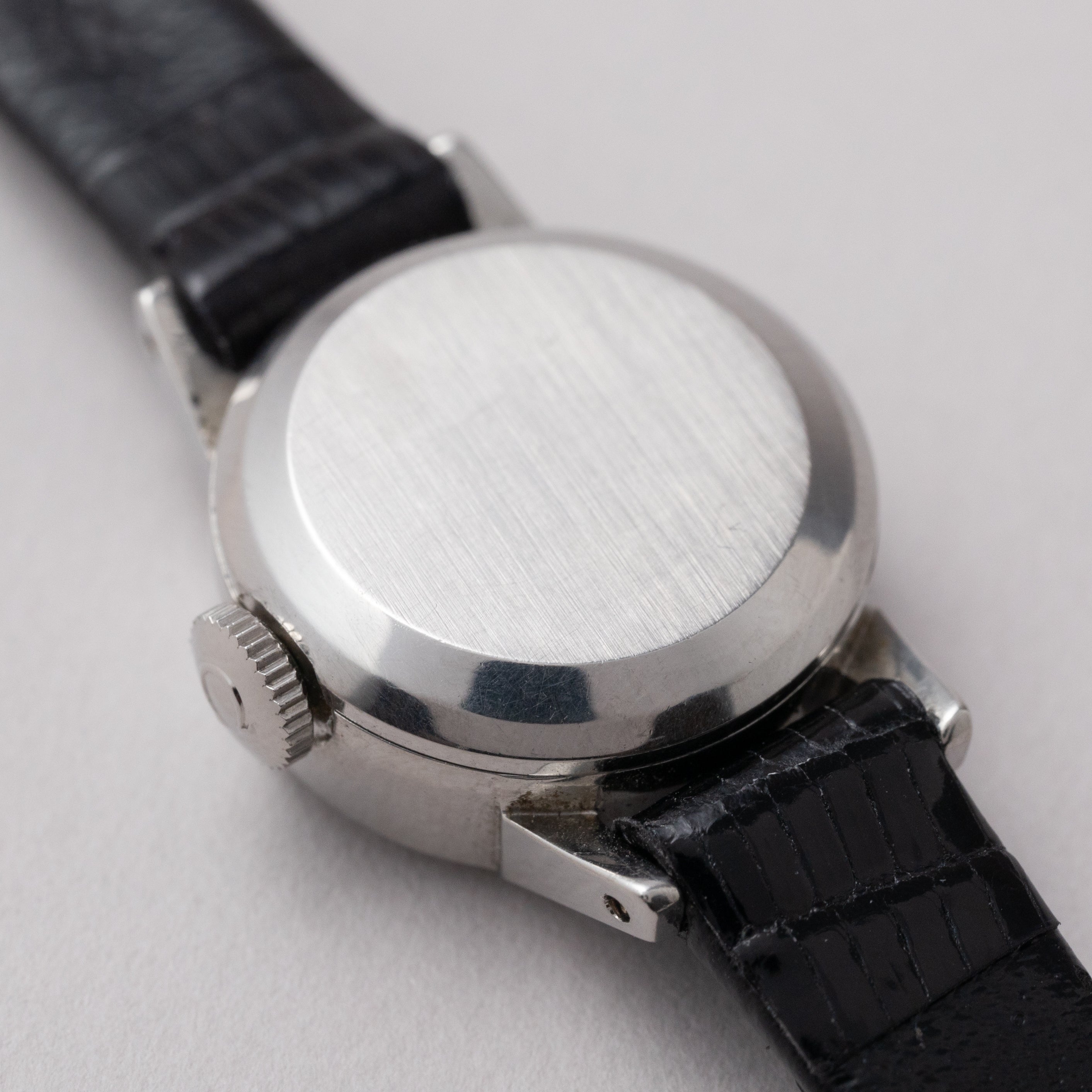 オメガ レディース ラウンド 1963年製  手巻 カットガラス 純正尾錠