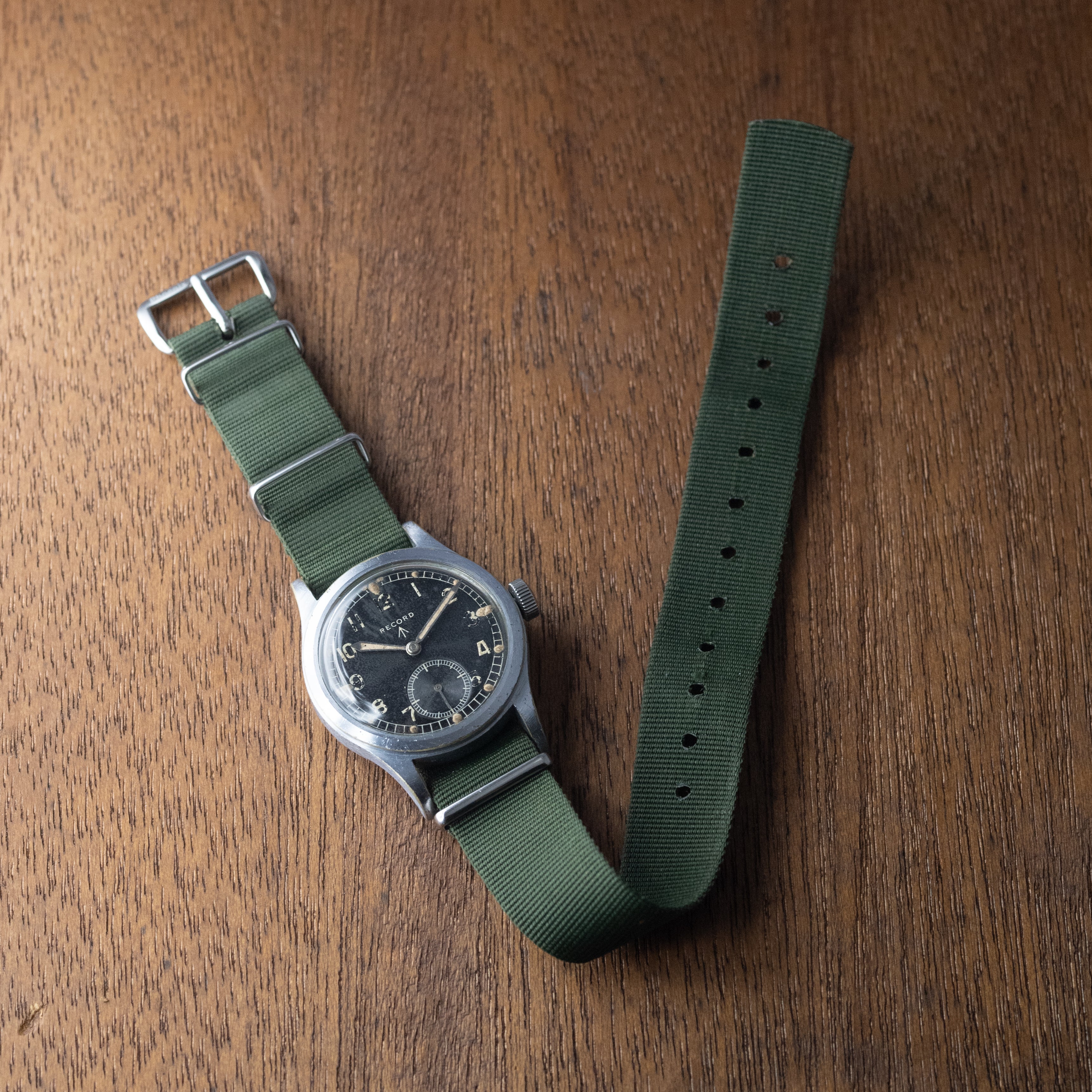 レコード イギリス軍 W.W.W ダーティーダース 第二次世界大戦 手巻き 1940年代