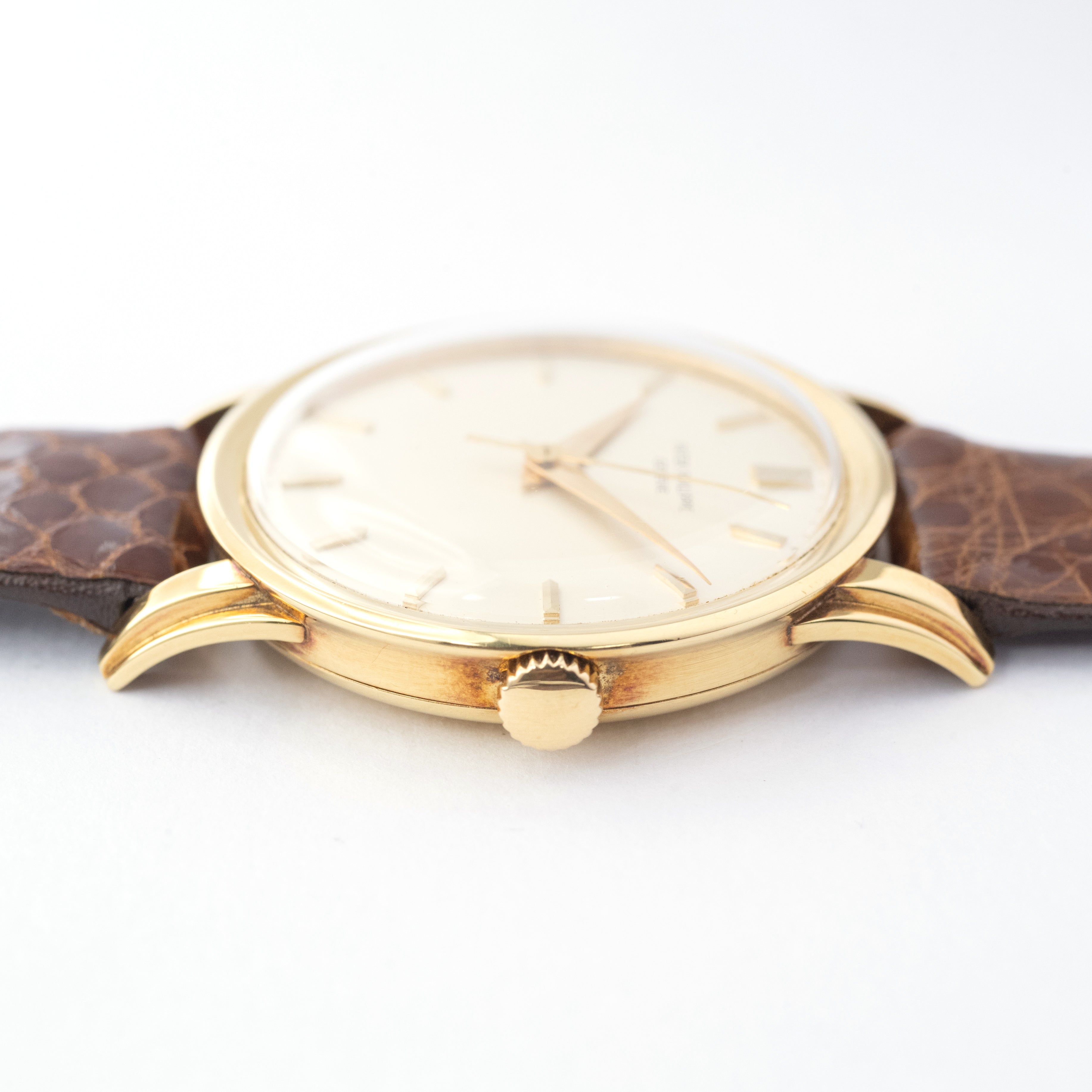 パテックフィリップ ビックカラトラバ 象嵌文字盤1956年製 Ref.2481 Cal.27SC アーカイブ付き