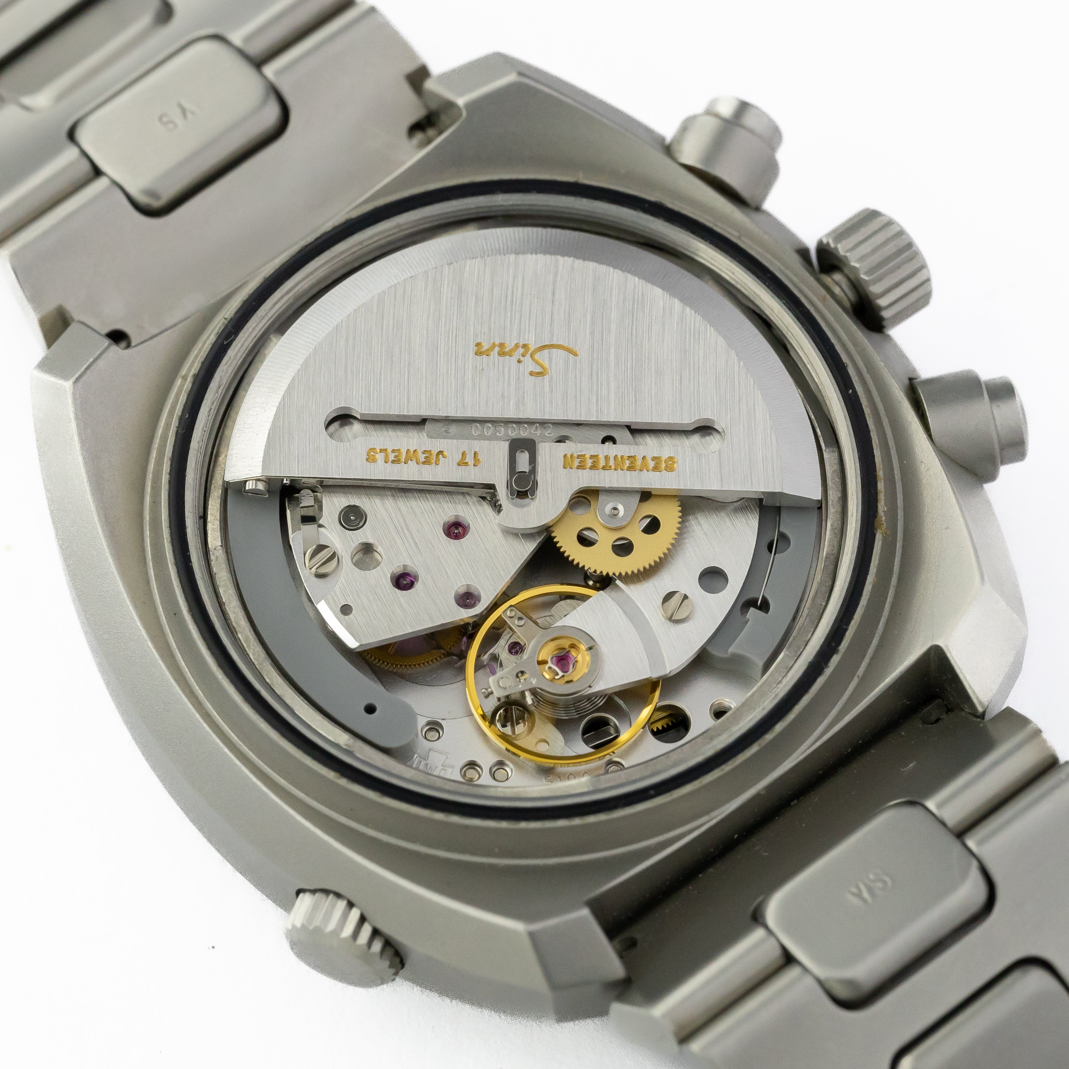 ジン 140/42D1 レマニア5100搭載自動巻きクロノグラフ 純正ブレス ドイツ語曜日 箱付き