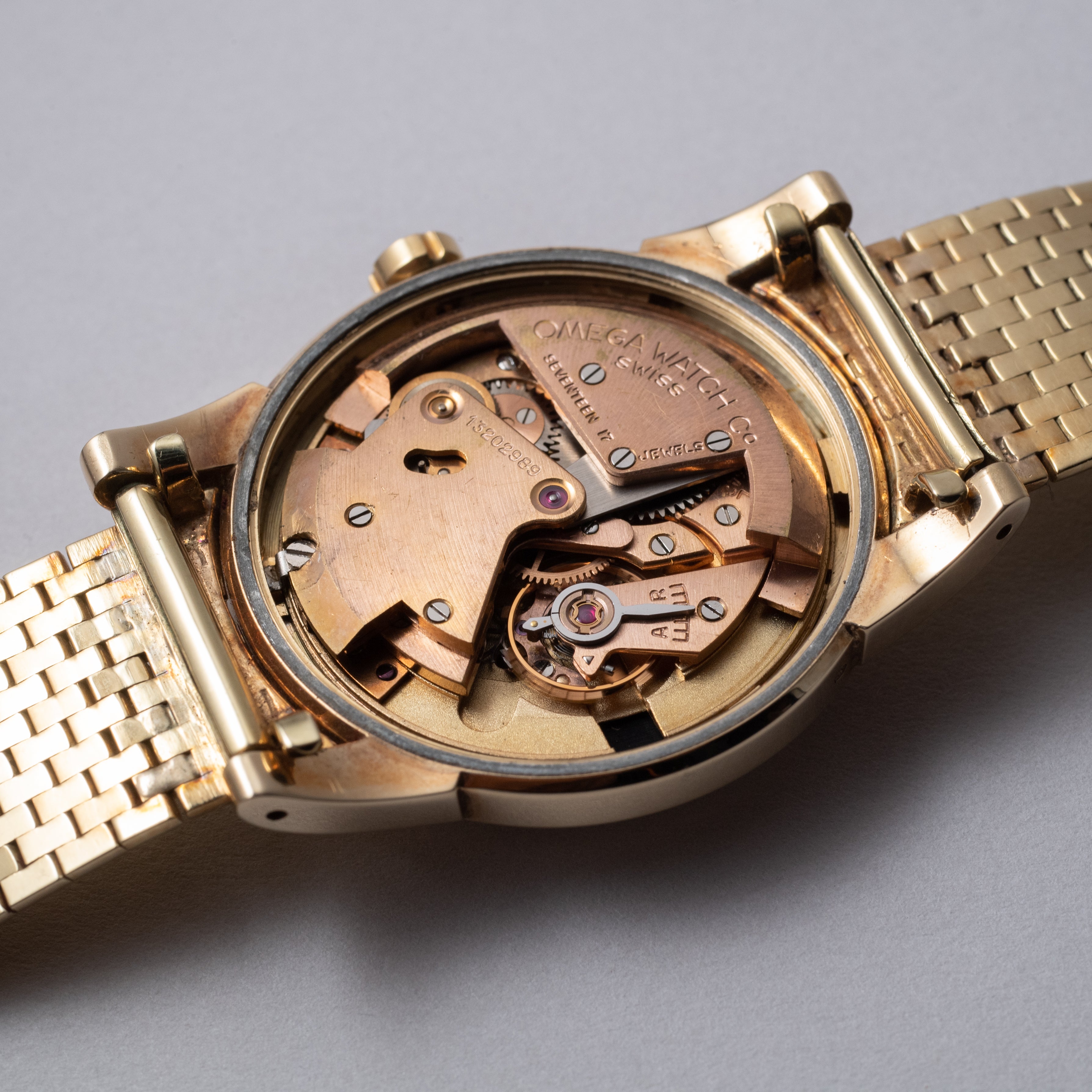 オメガ シーマスター14金無垢ケース Ref.2576 ブラックギョウシェダイヤル 14金無垢ブレス