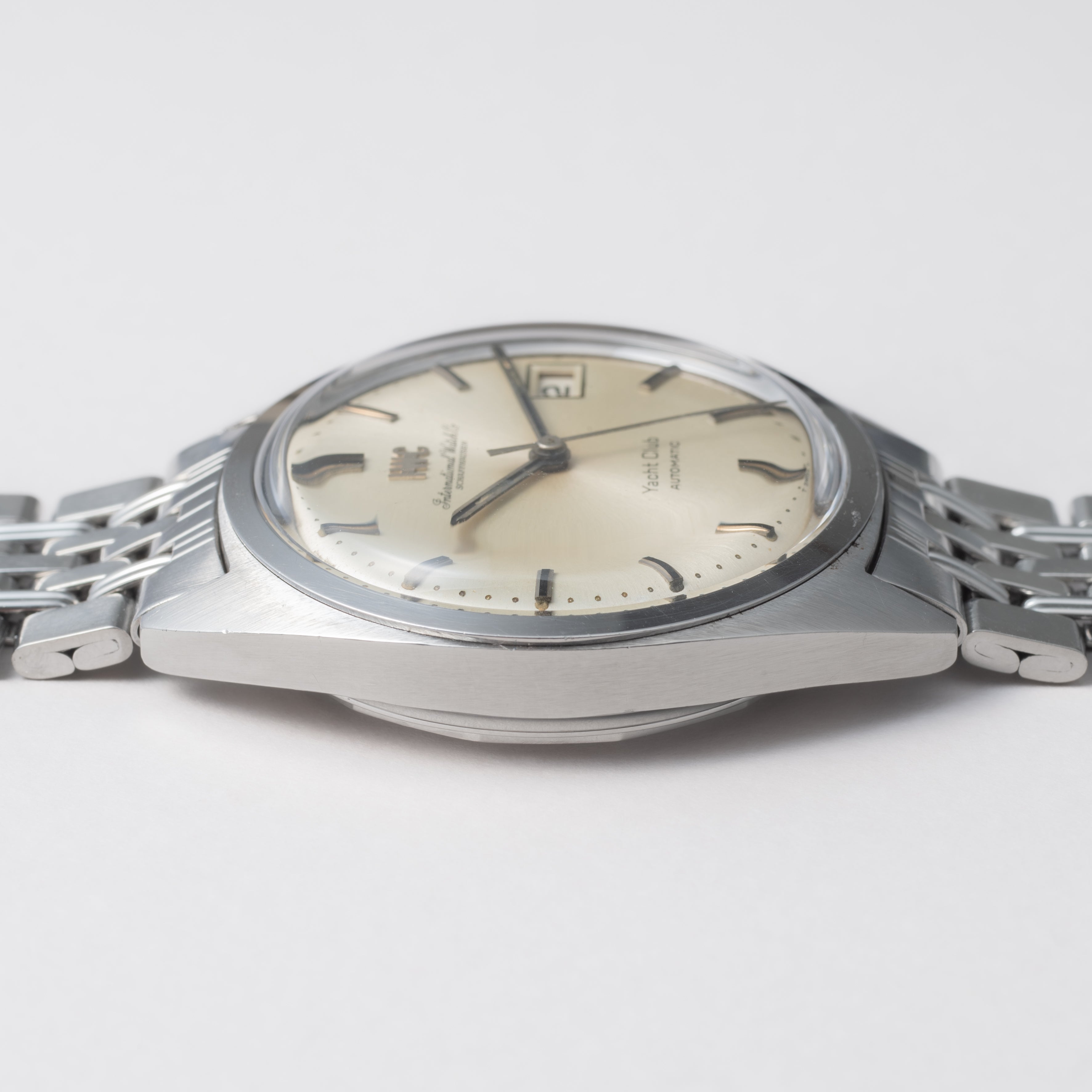 IWC ヨットクラブ 1969年製 Ref.R811 AD ペラトン式自動巻き Cal.8541B 純正ゲイフレアーブレス